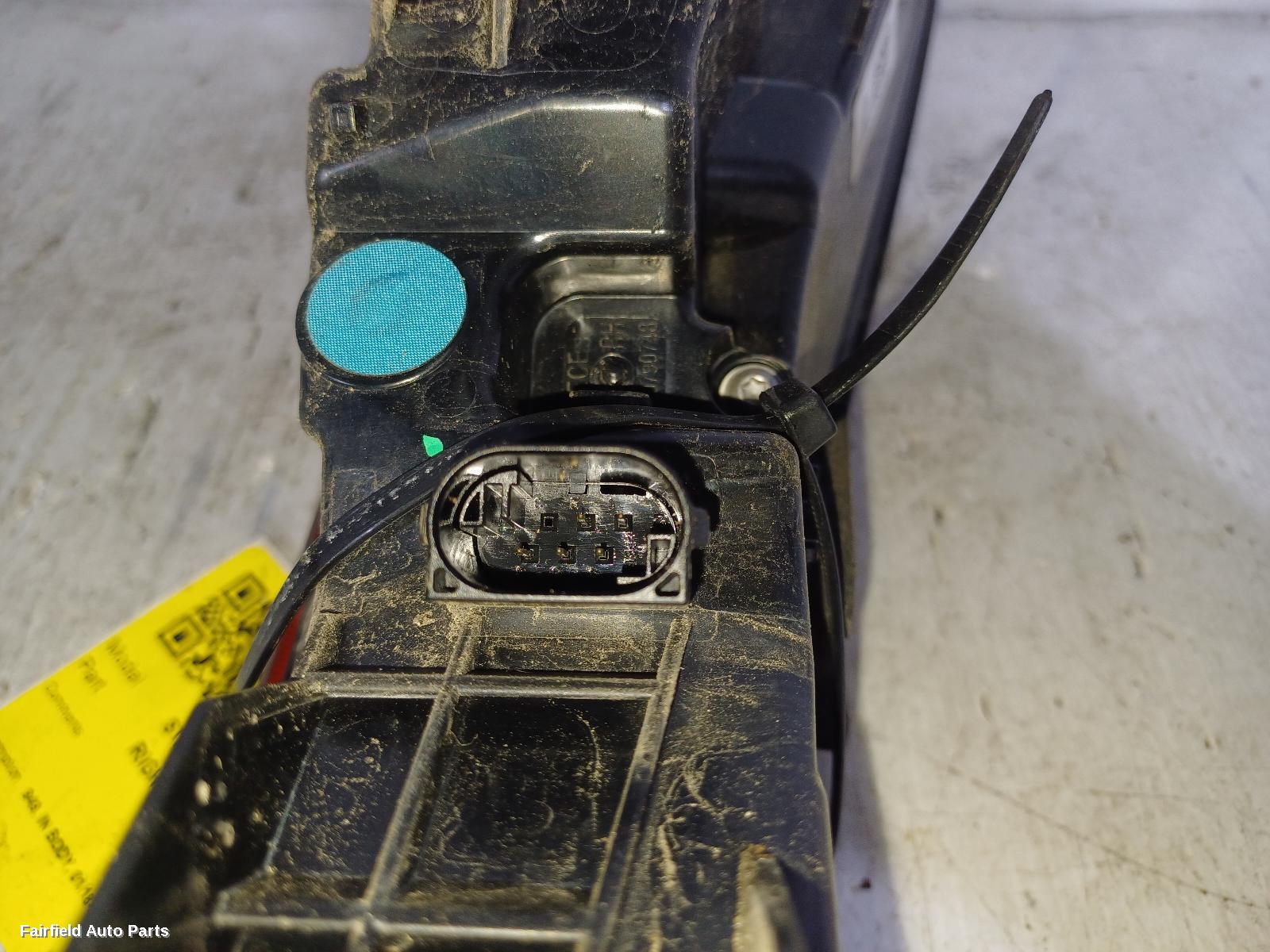 2018-2022 Alfa Romeo Stelvio Right Taillight