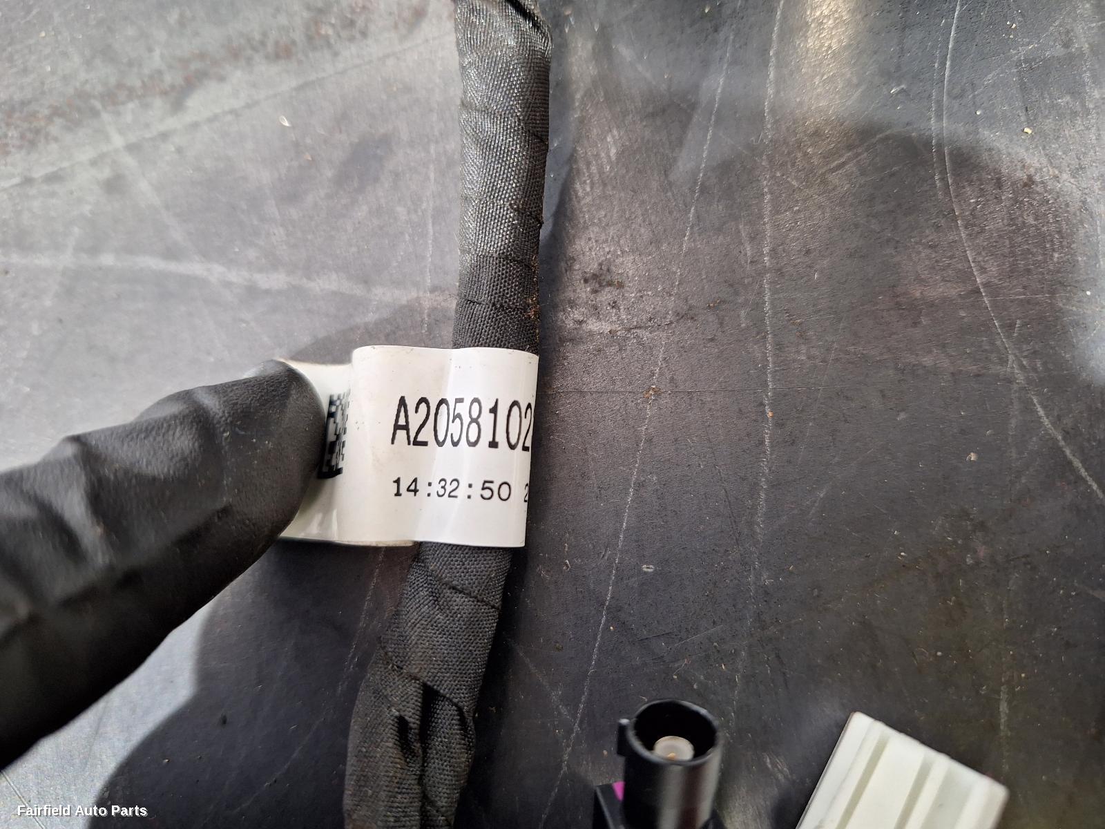 2014-2021 Mercedes C Class Left Door Mirror