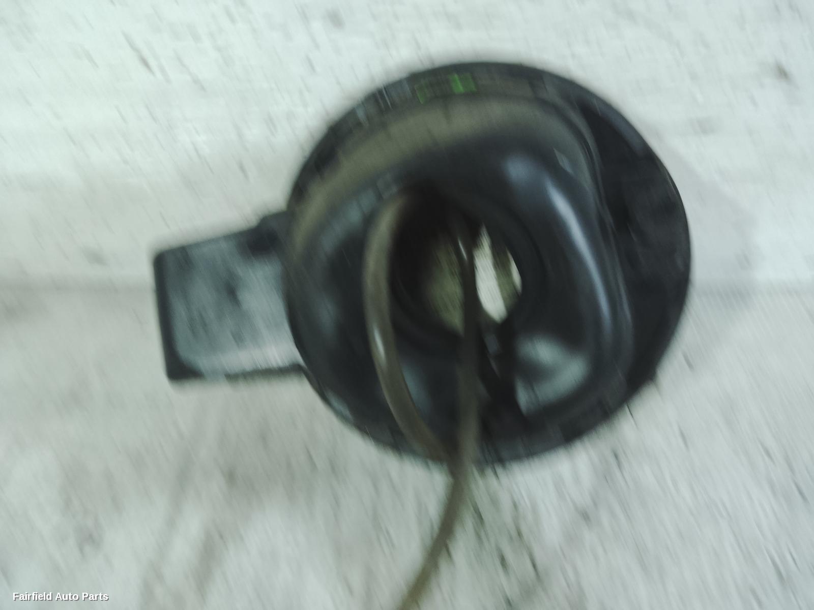 2008-2013 Volkswagen Golf Fuel Door   Filler