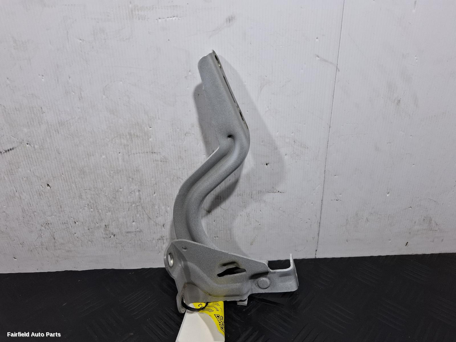 2020-2026 Toyota Yaris Cross Bonnet Hinge Strut
