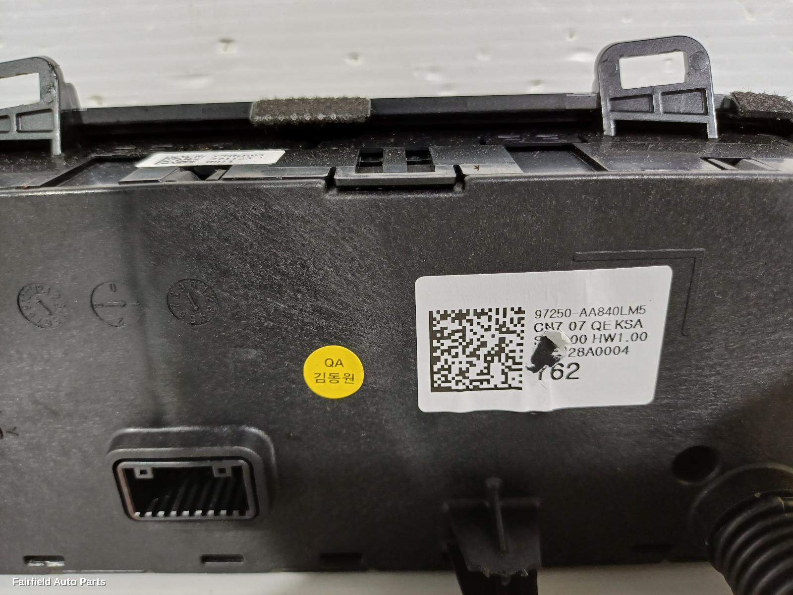 2020-2026 Hyundai I30 Heater Ac Controls