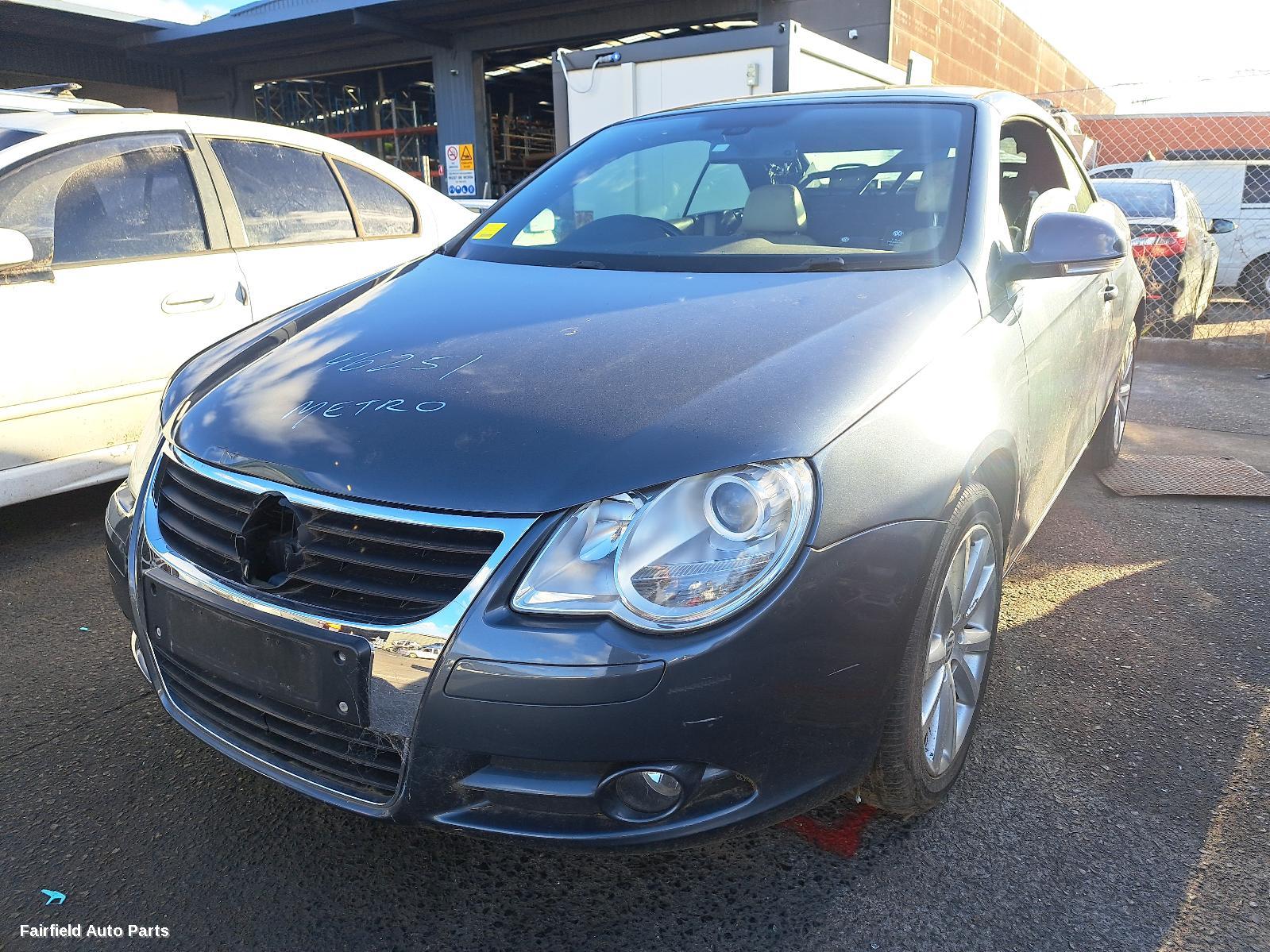 2007-2008 Volkswagen Eos Left Door Mirror