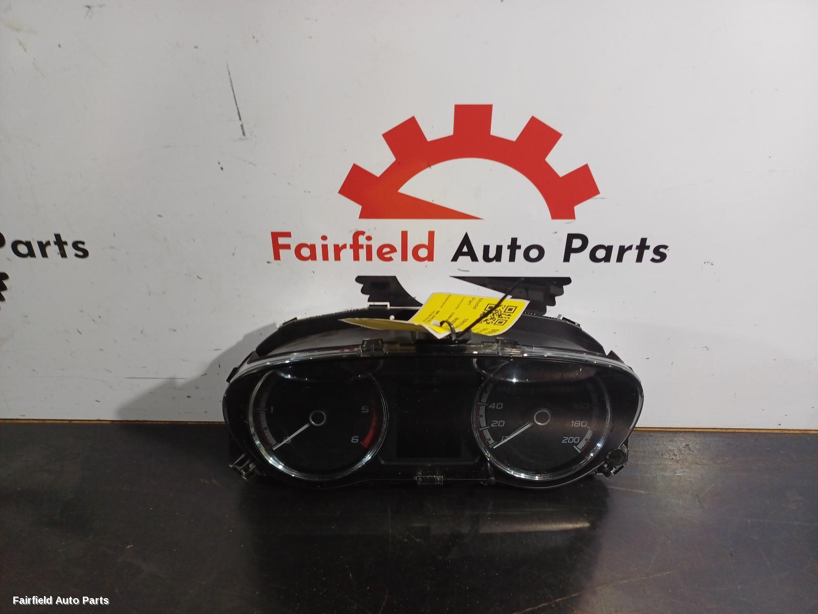 2018-2023 Mitsubishi Triton Instrument Cluster