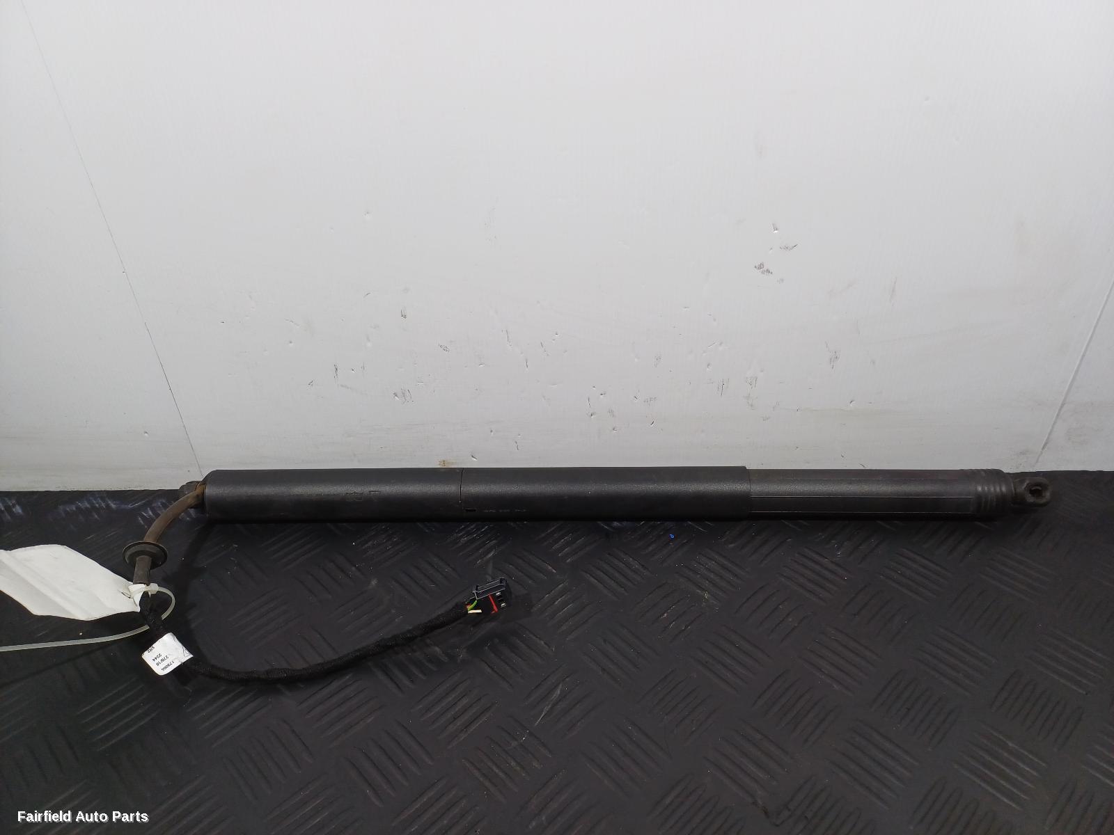 2014-2025 Porsche Macan Hatch Strut