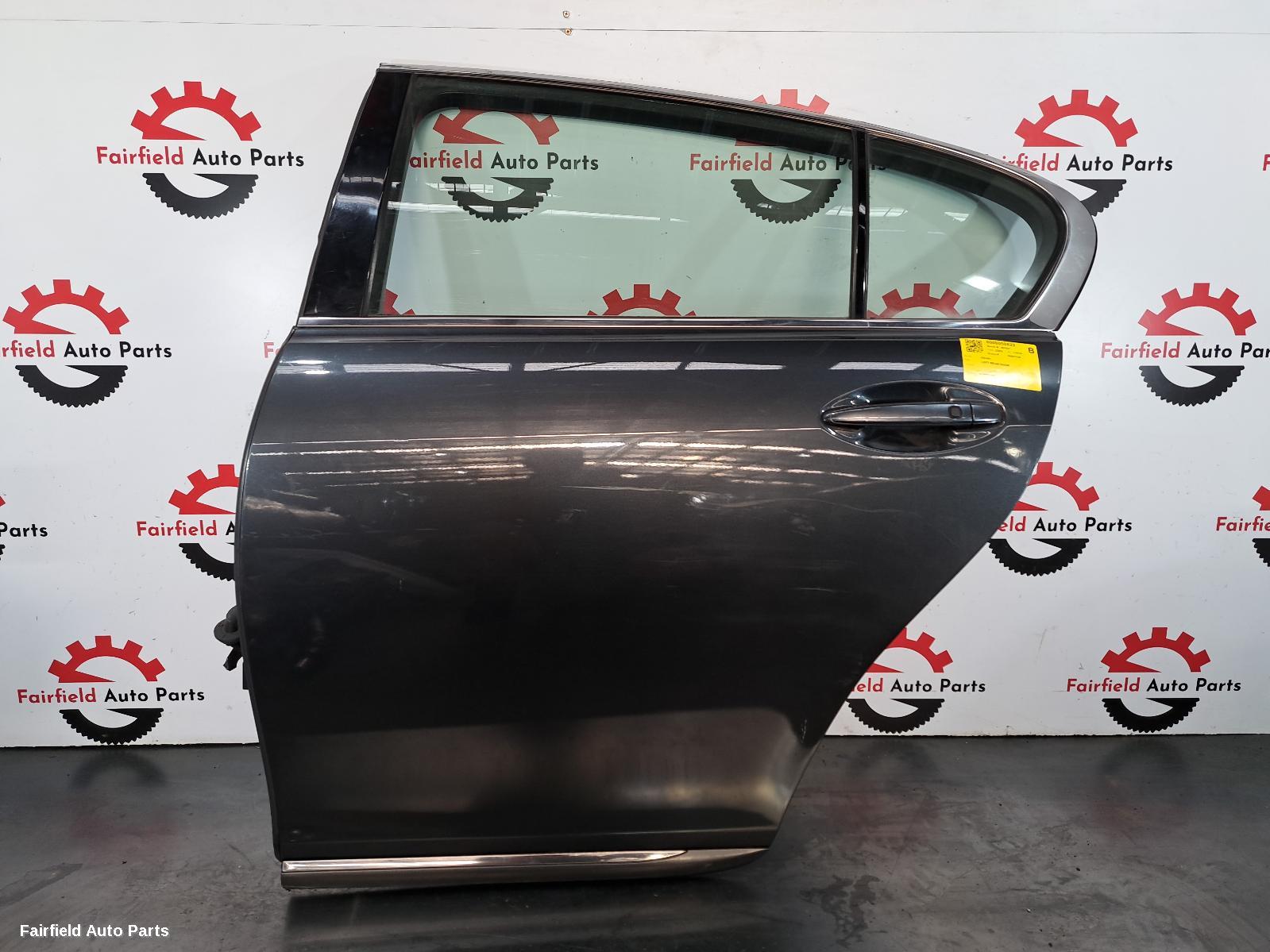 2005-2011 Lexus Gs Left Rear Door Sliding