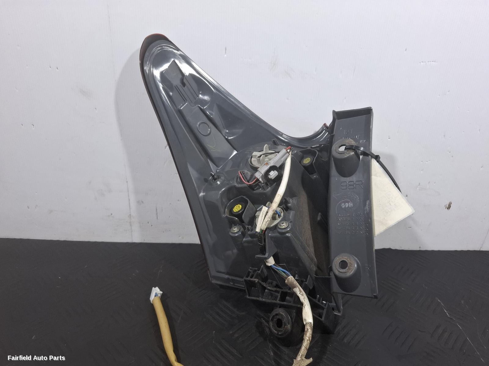 2015-2018 Toyota Corolla Right Taillight