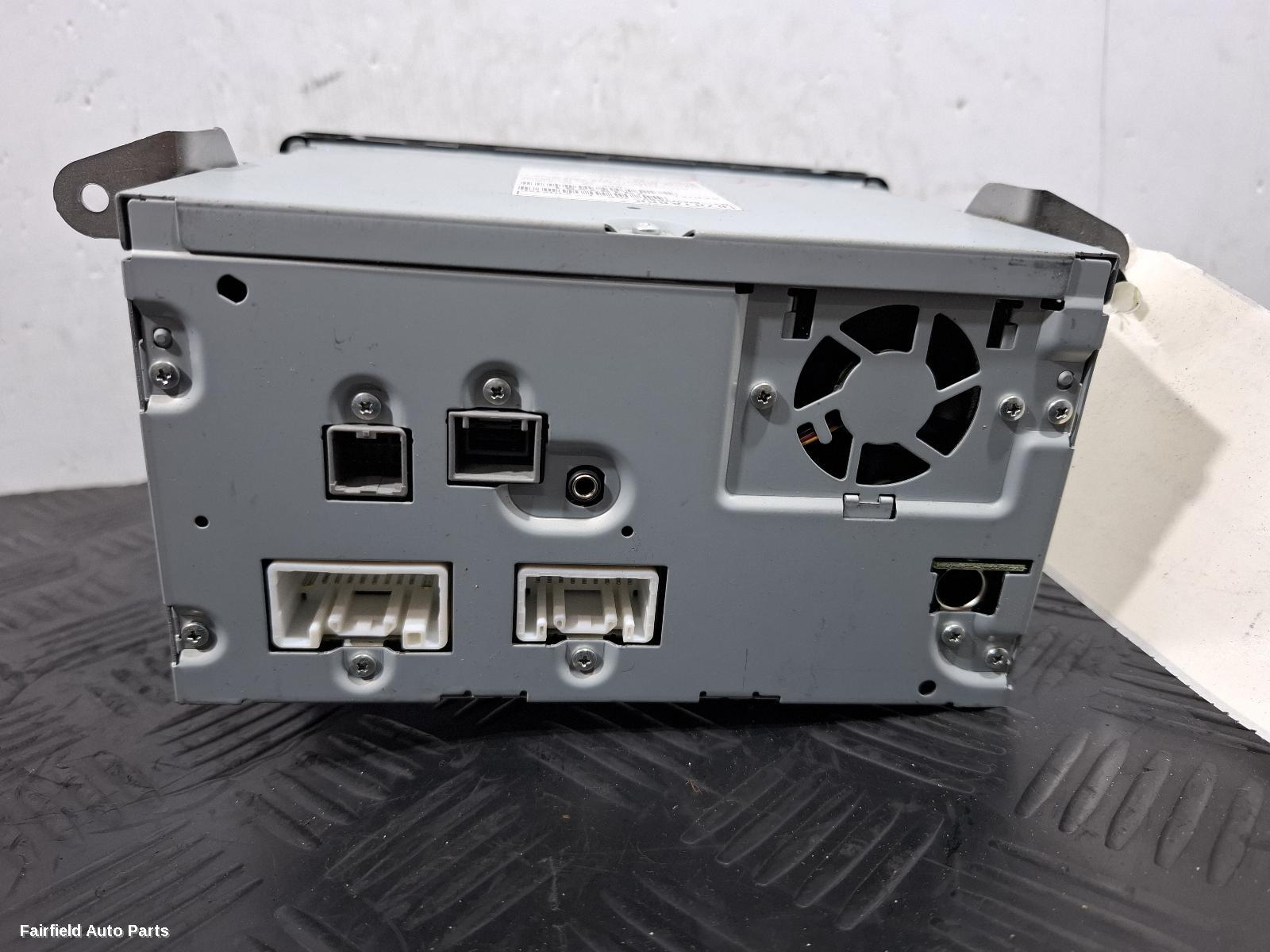2016-2017 Mitsubishi Asx Radio Cd Dvd Sat Tv