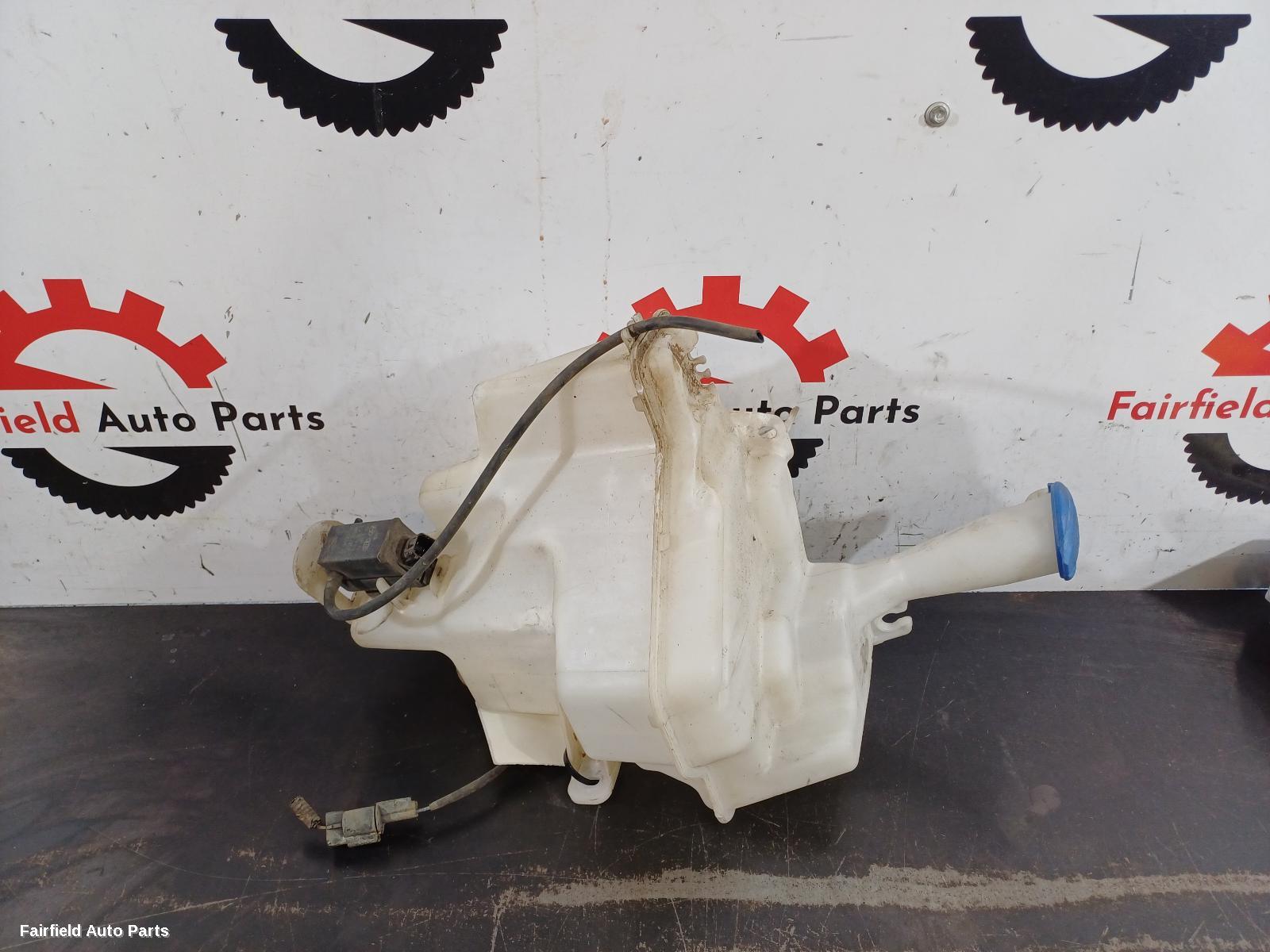 2012-2017 Hyundai I30 Washer Bottle