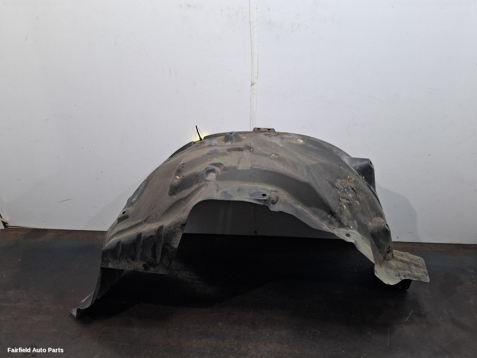 2005-2009 Land Rover Discovery Right Guard Liner