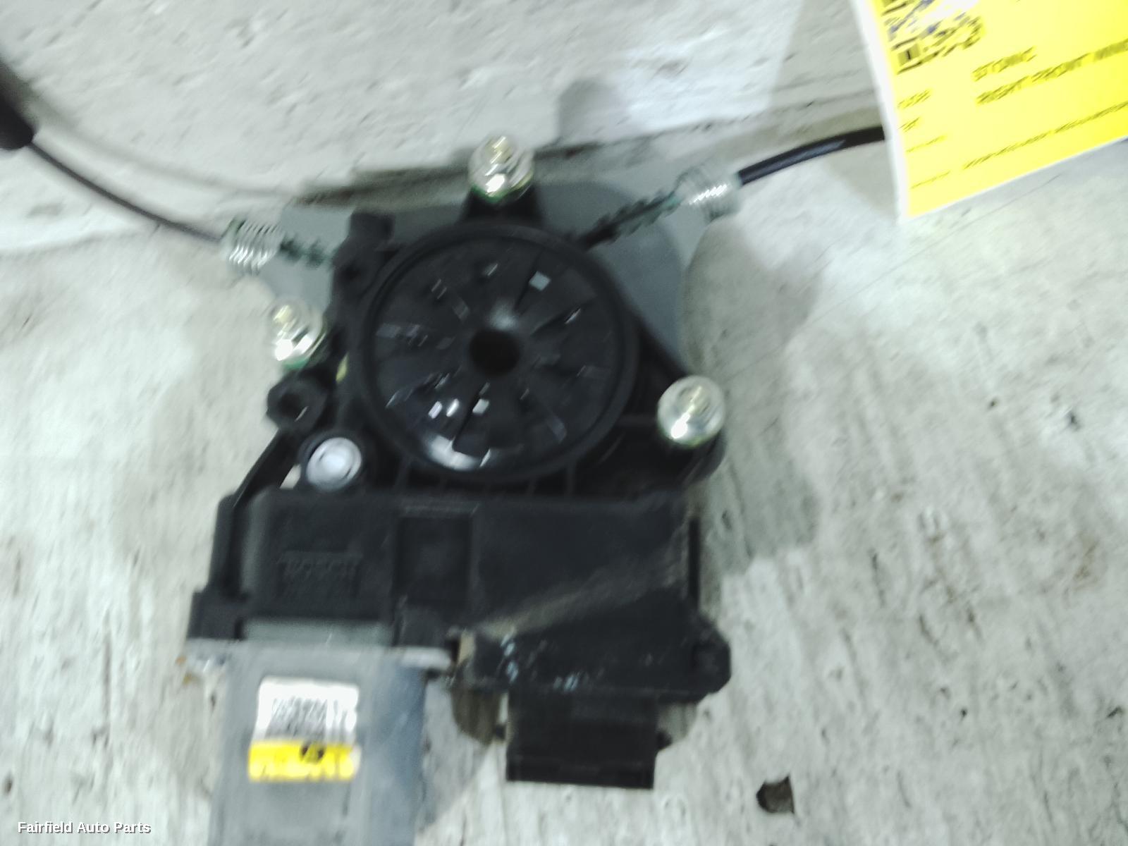 2020-2026 Kia Stonic Right Front Window Reg Motor