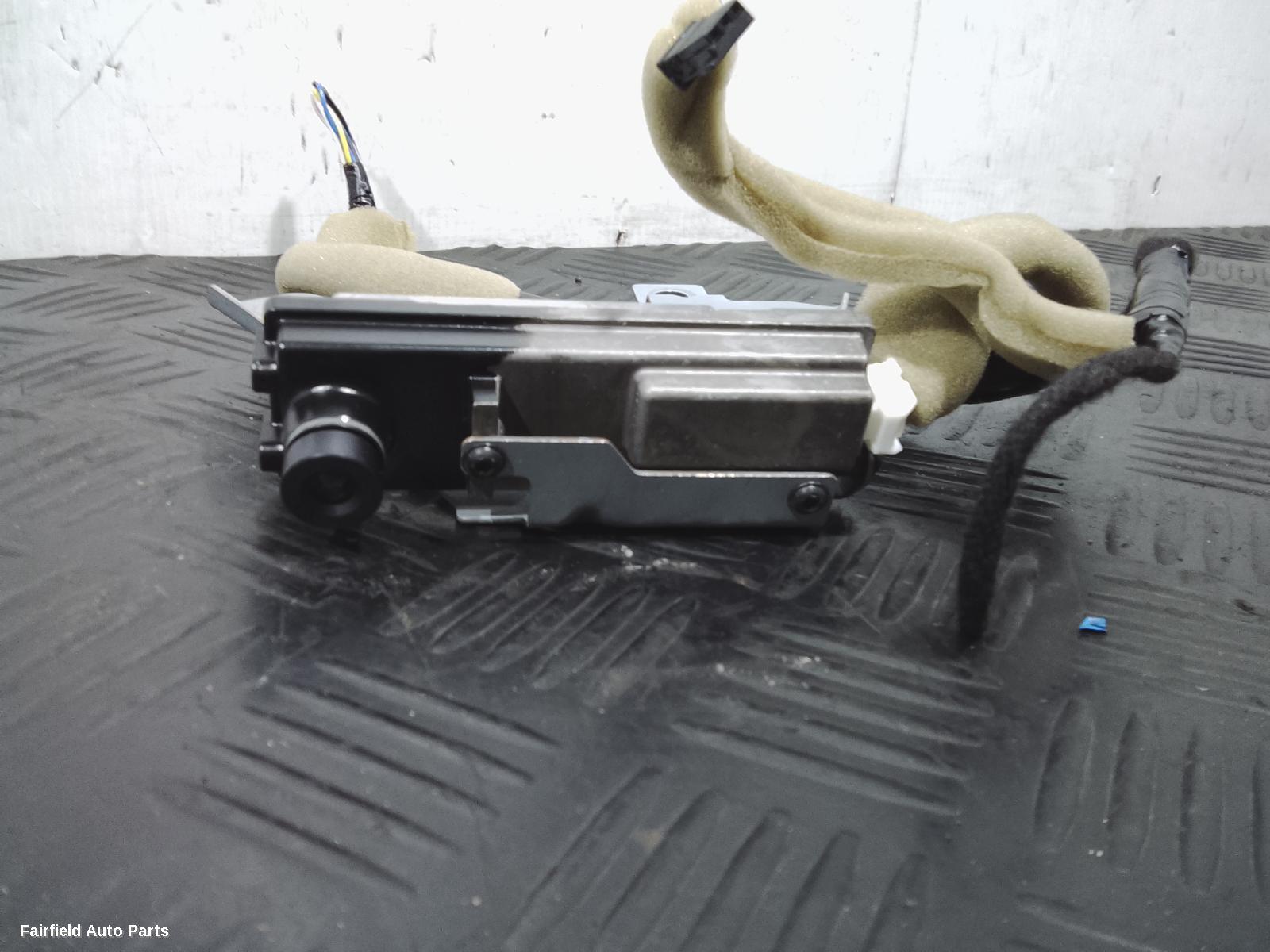 2012-2025 Nissan Patrol Reverse Camera