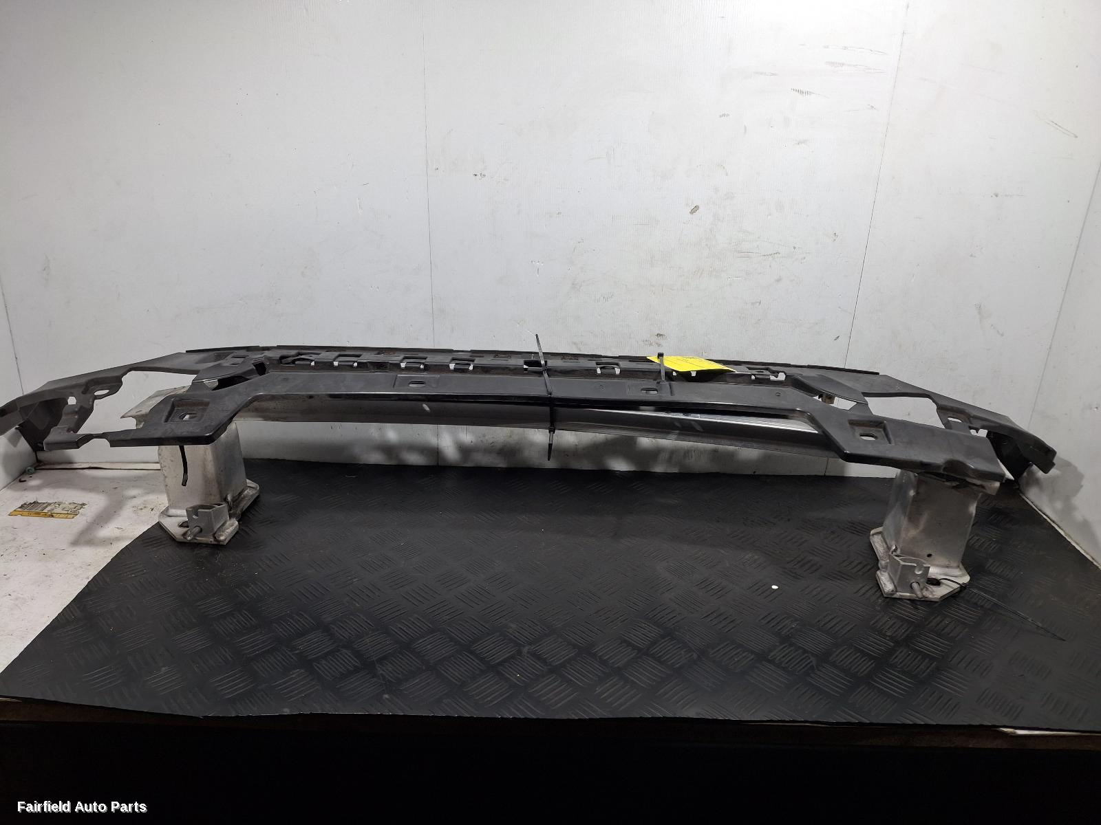 2018-2025 Bmw 3 Series R Bar Bracket Reinfo