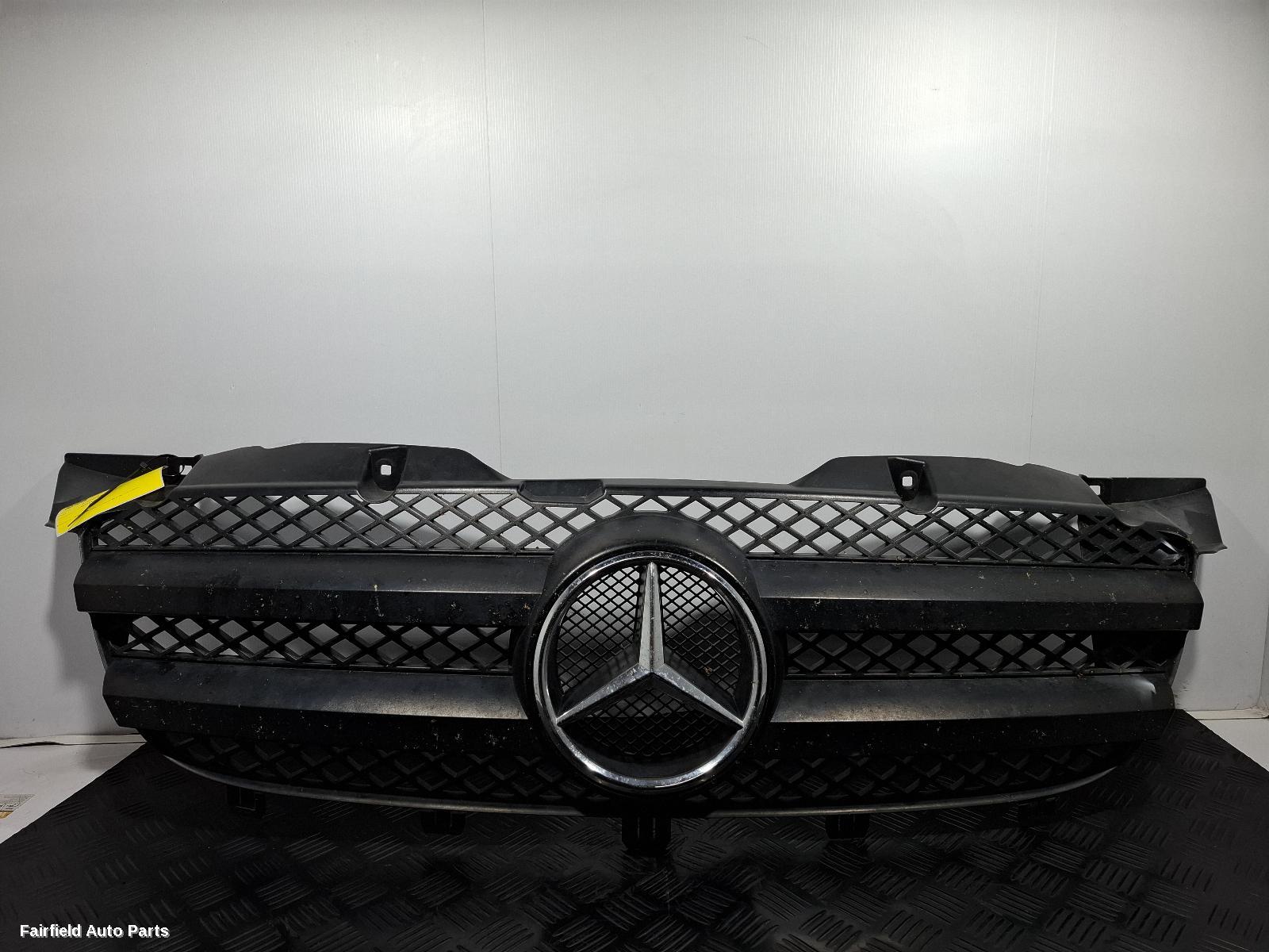 2013-2018 Mercedes Sprinter Grille