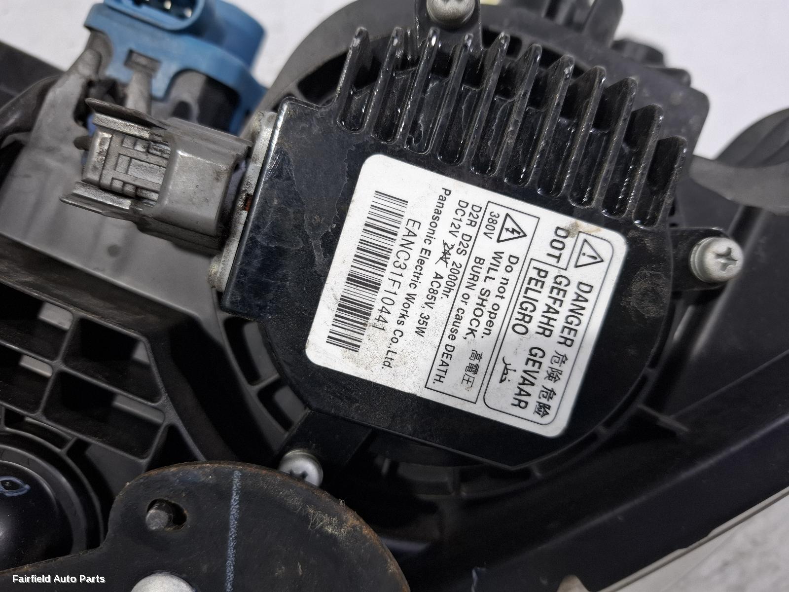 2012-2017 Nissan Pulsar Right Headlamp