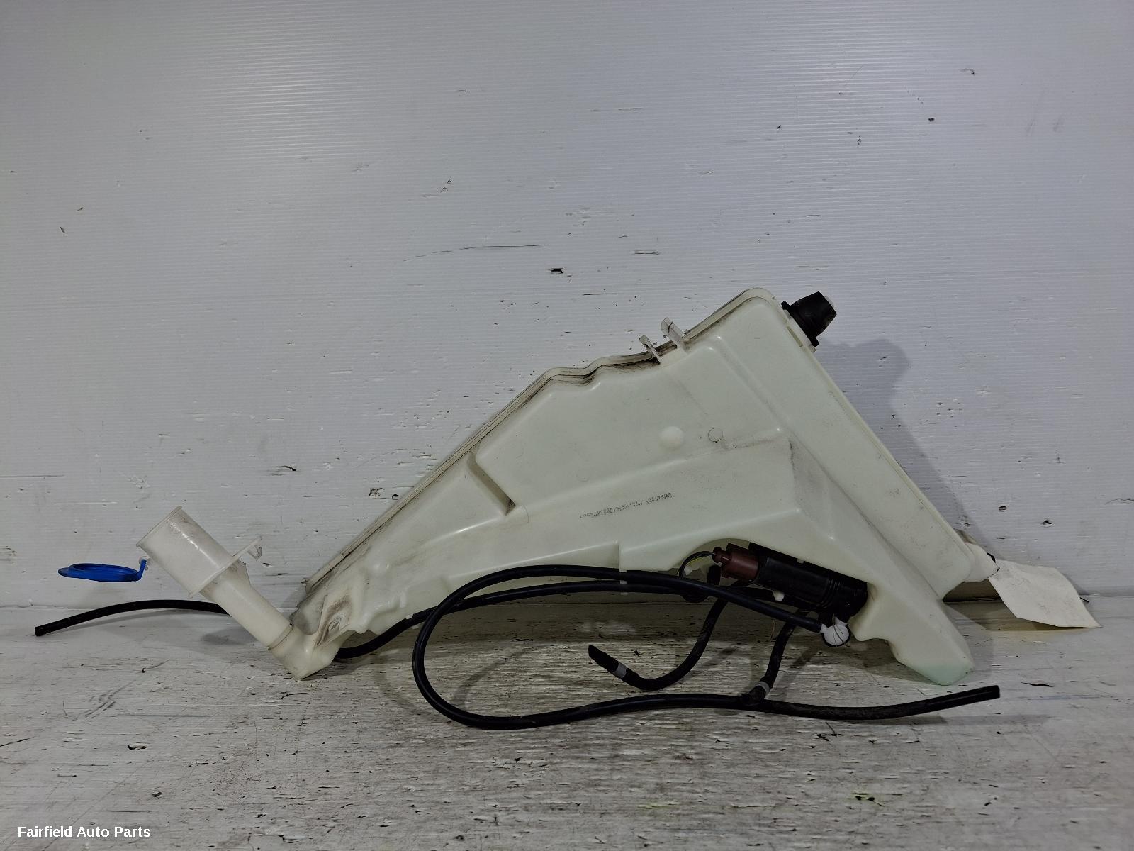 2016-2026 Land Rover Discovery Washer Bottle