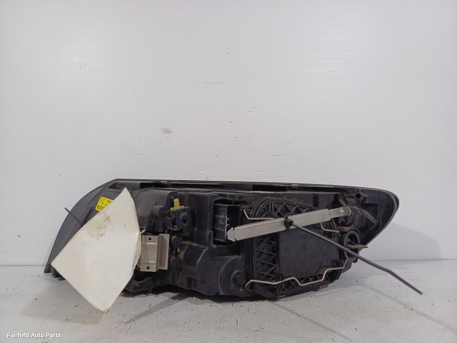 2007-2012 Volvo V50 Right Headlamp