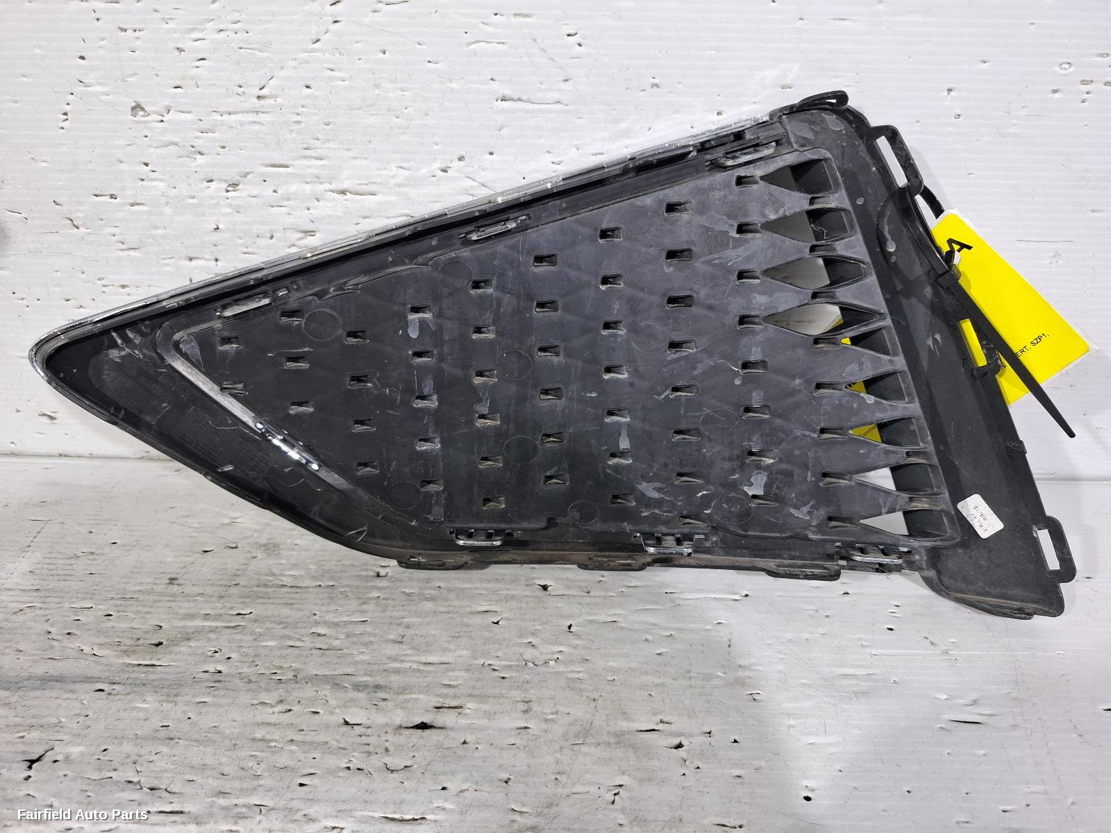 2018-2024 Mg Mg3 Grille