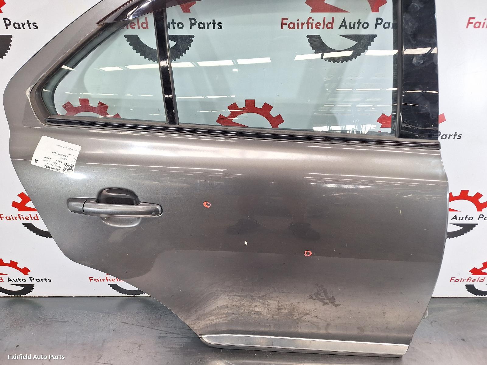 2009-2017 Suzuki Kizashi Right Rear Door Sliding