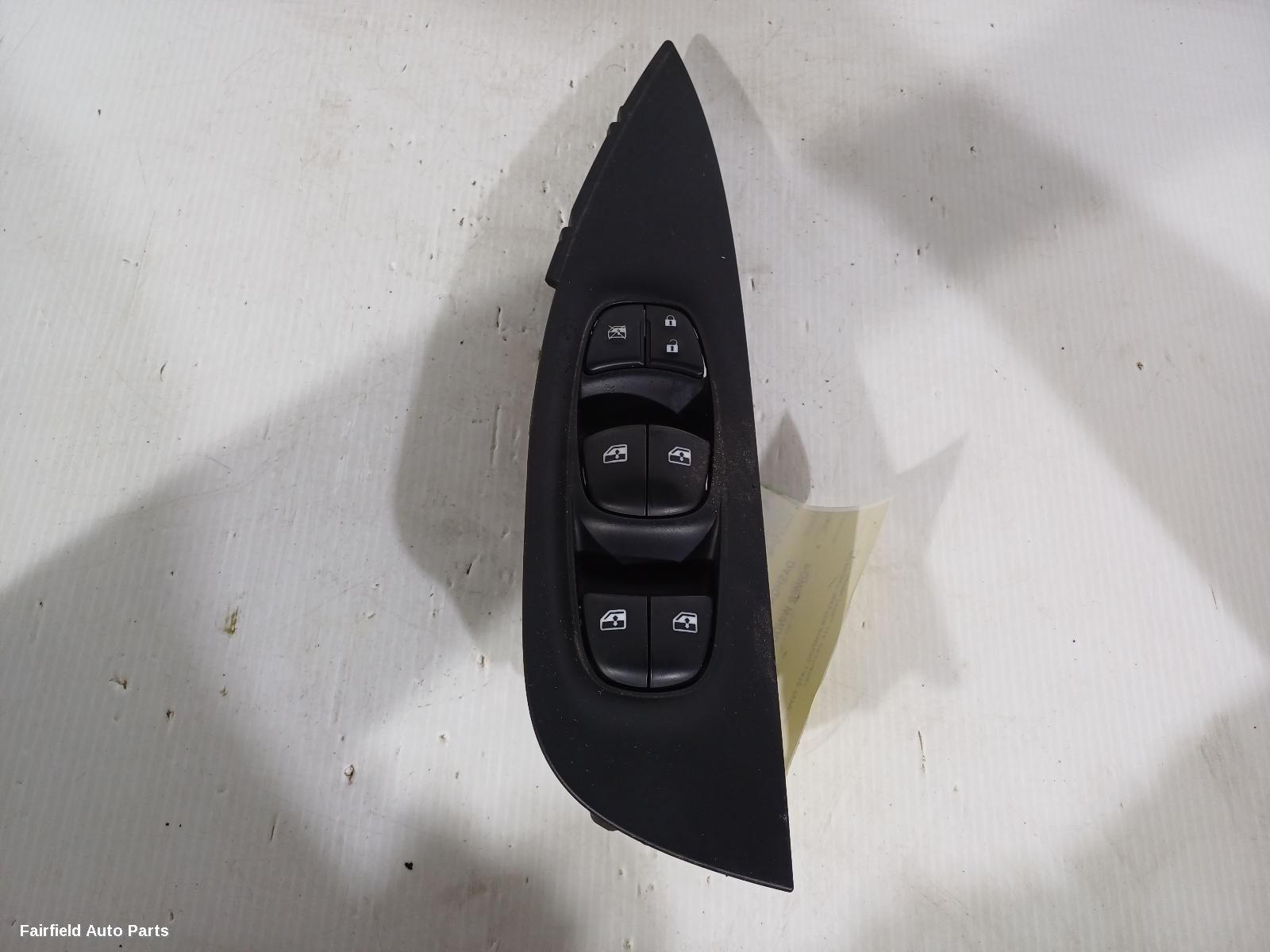 2017-2021 Nissan Qashqai Pwr Dr Wind Switch