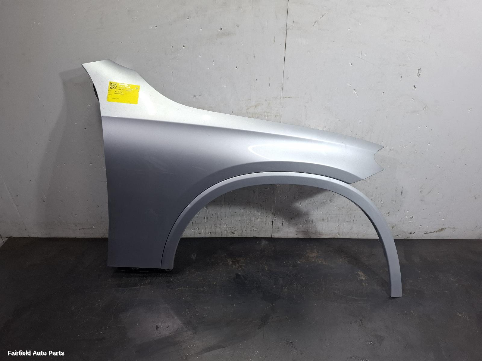 2022-2026 Mercedes Glc Class Right Guard
