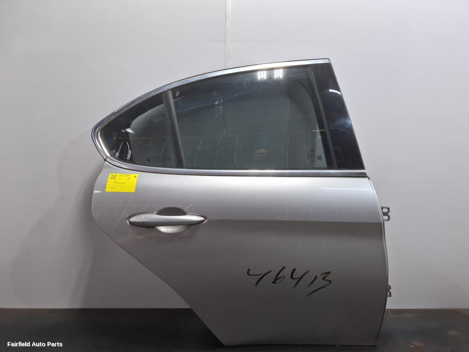 2016-2026 Alfa Romeo Giulia Right Rear Door Sliding