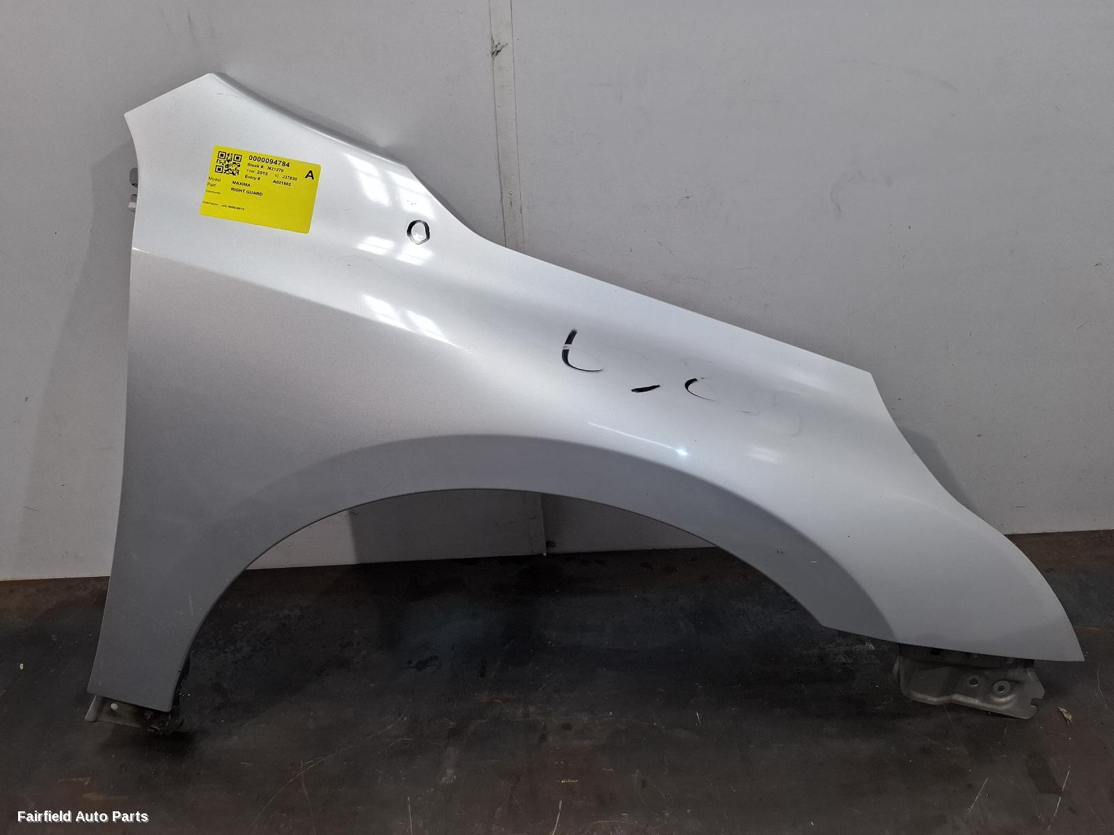 2009-2014 Nissan Maxima Right Guard