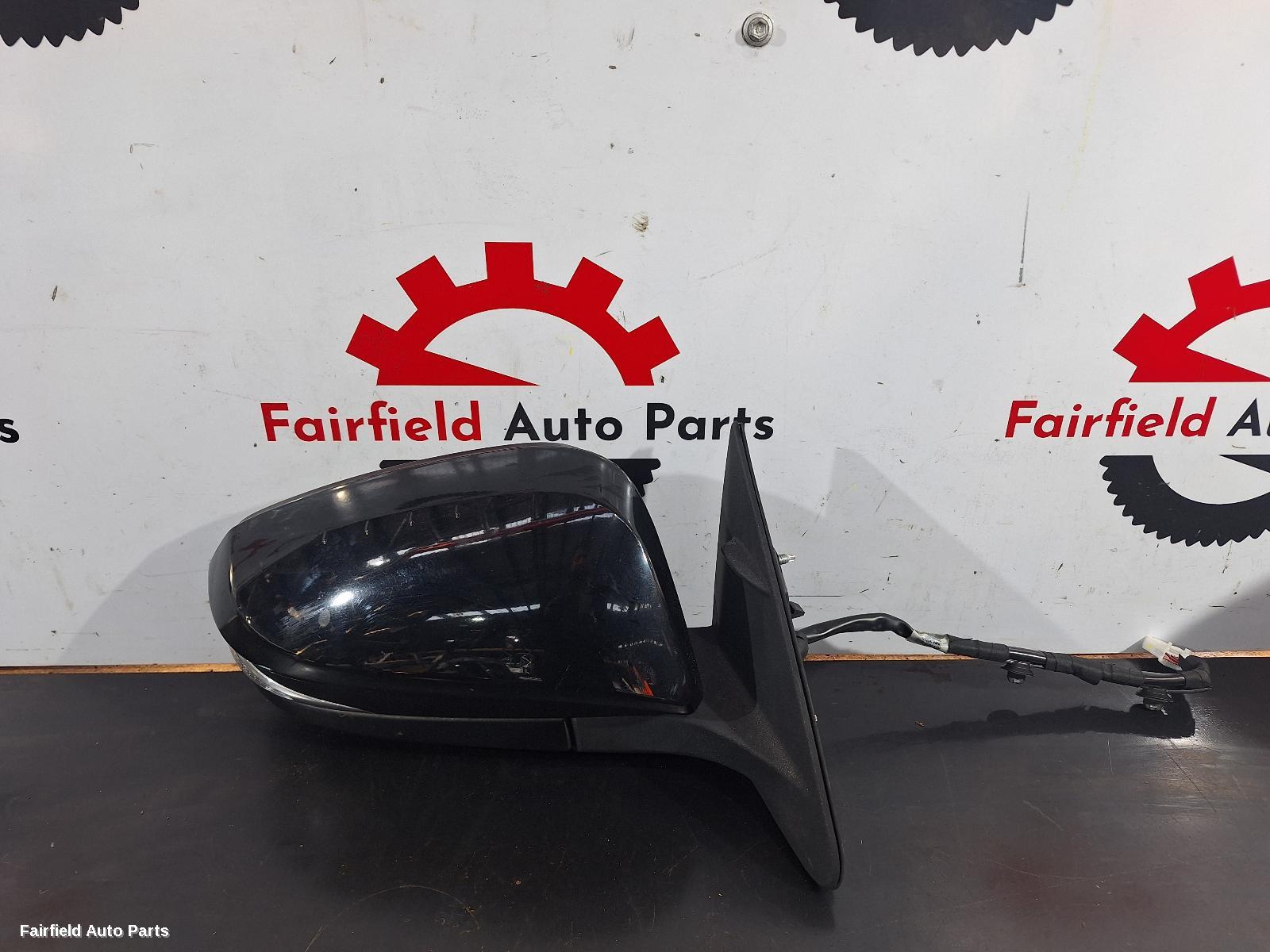 2013-2016 Toyota Kluger Right Door Mirror