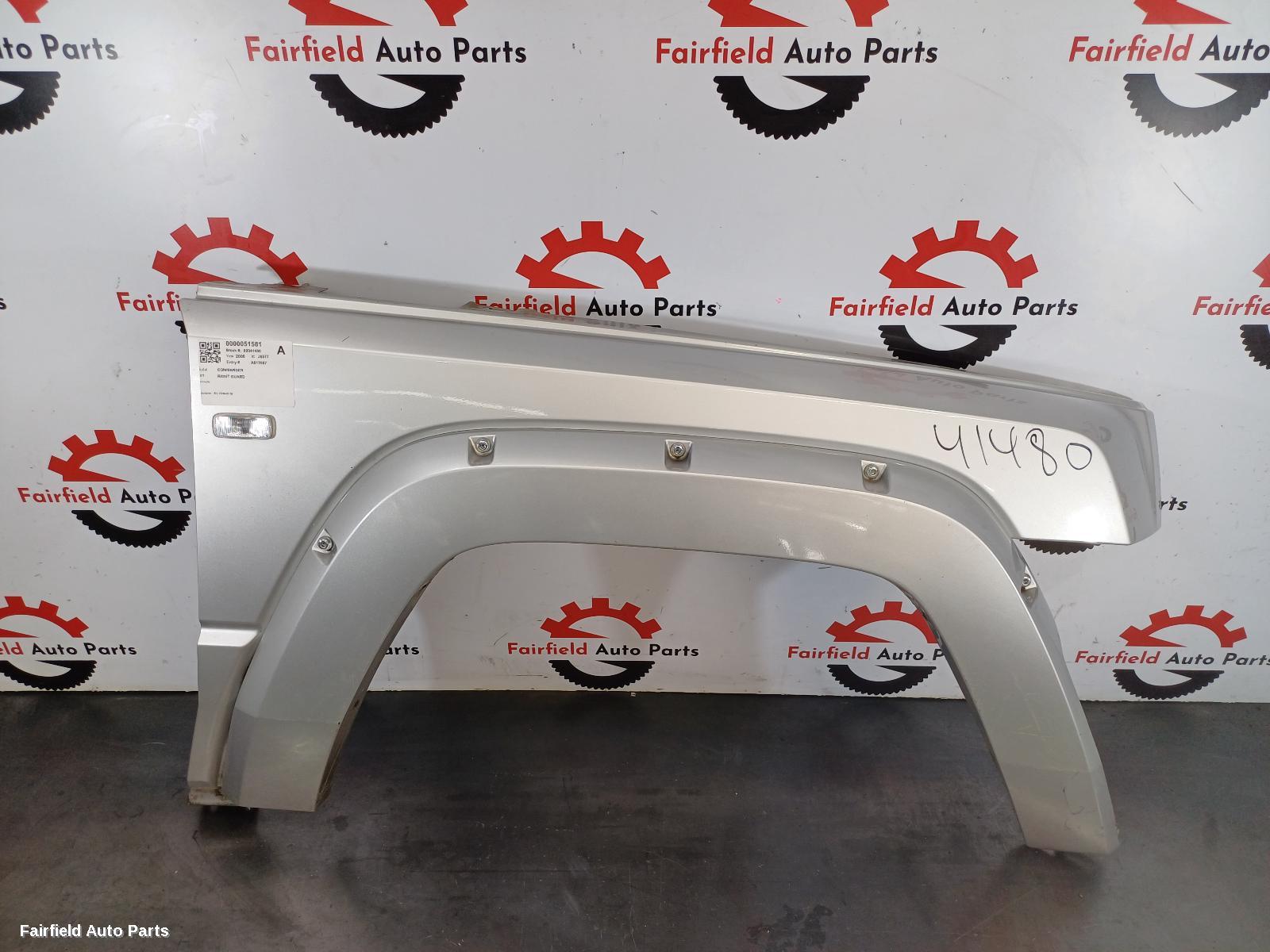 2006-2010 Jeep Commander Right Guard