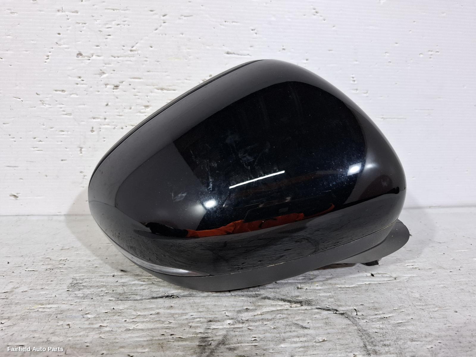2018-2023 Mercedes A Class Right Door Mirror