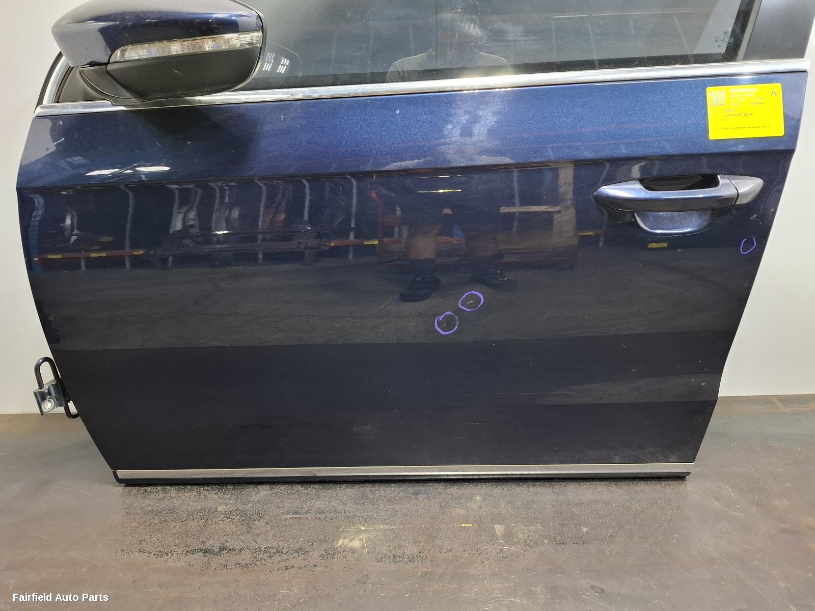 2010-2015 Volkswagen Passat Left Front Door