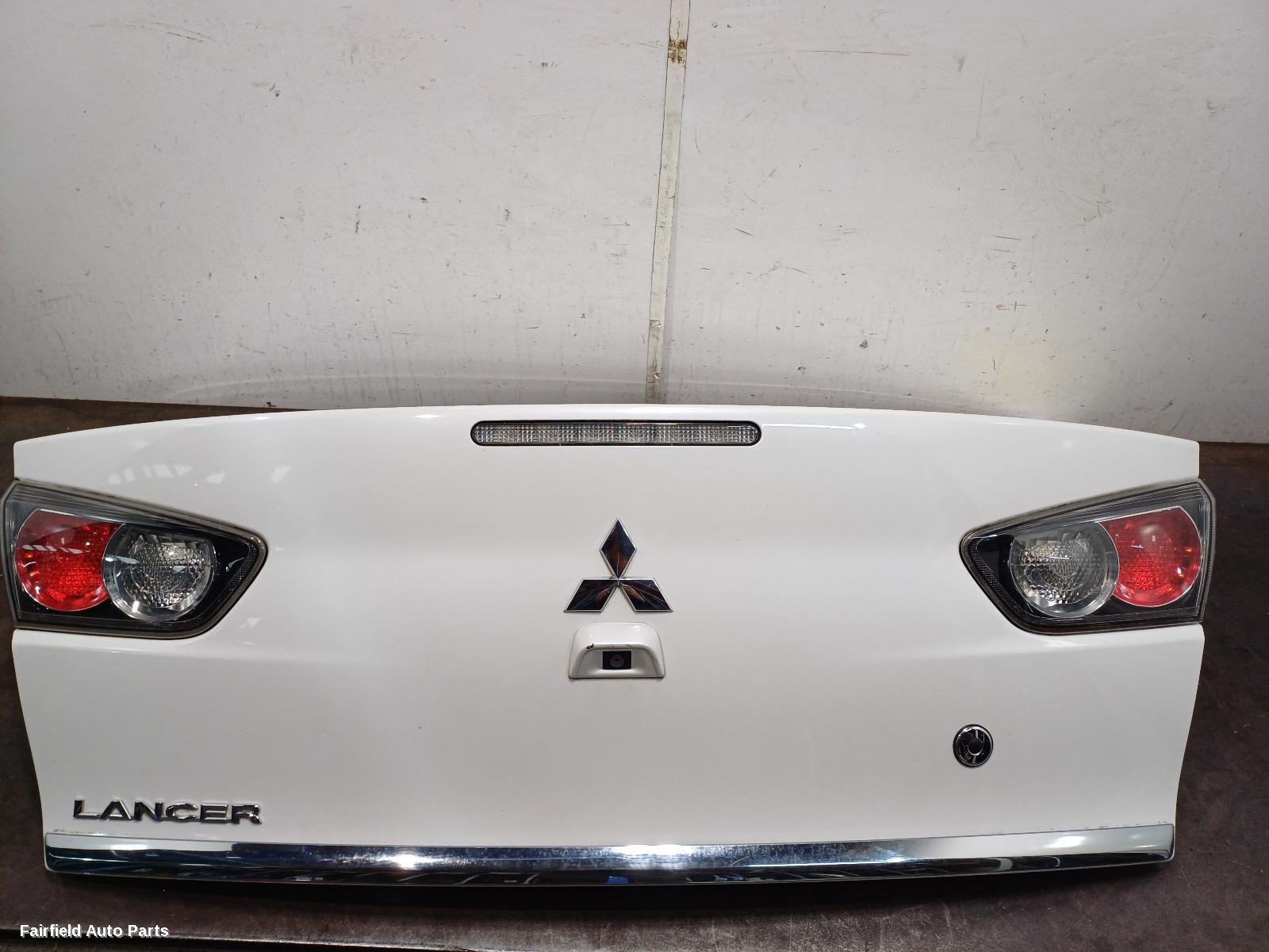 2015-2017 Mitsubishi Lancer Bootlid Tailgate
