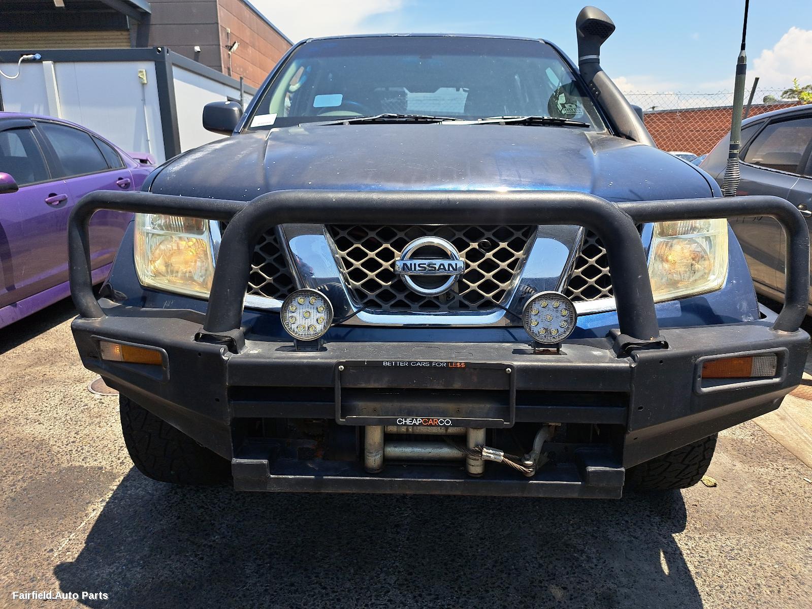 2005-2013 Nissan Pathfinder Left Rear Door Sliding