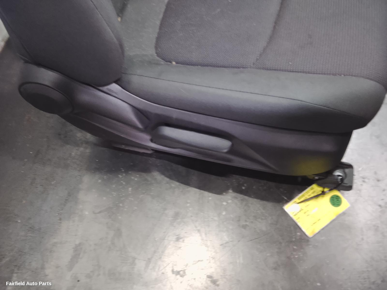 2018-2025 Toyota Rav4 Front Seat