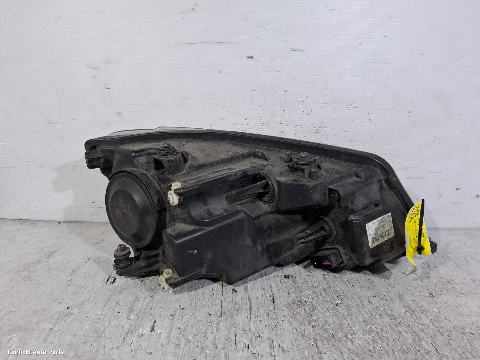 2010-2015 Volkswagen Caddy Left Headlamp