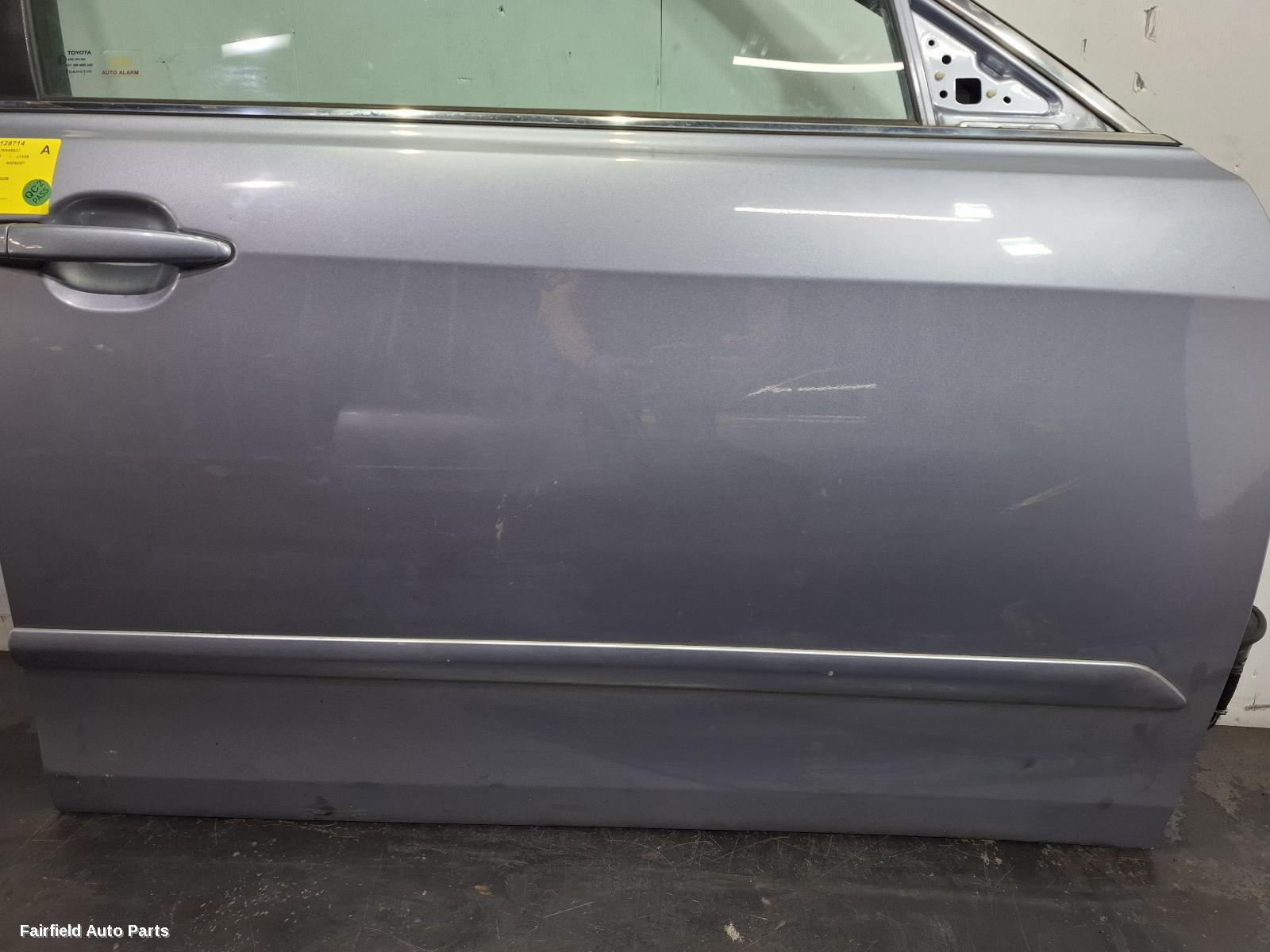 2006-2011 Toyota Camry Right Front Door
