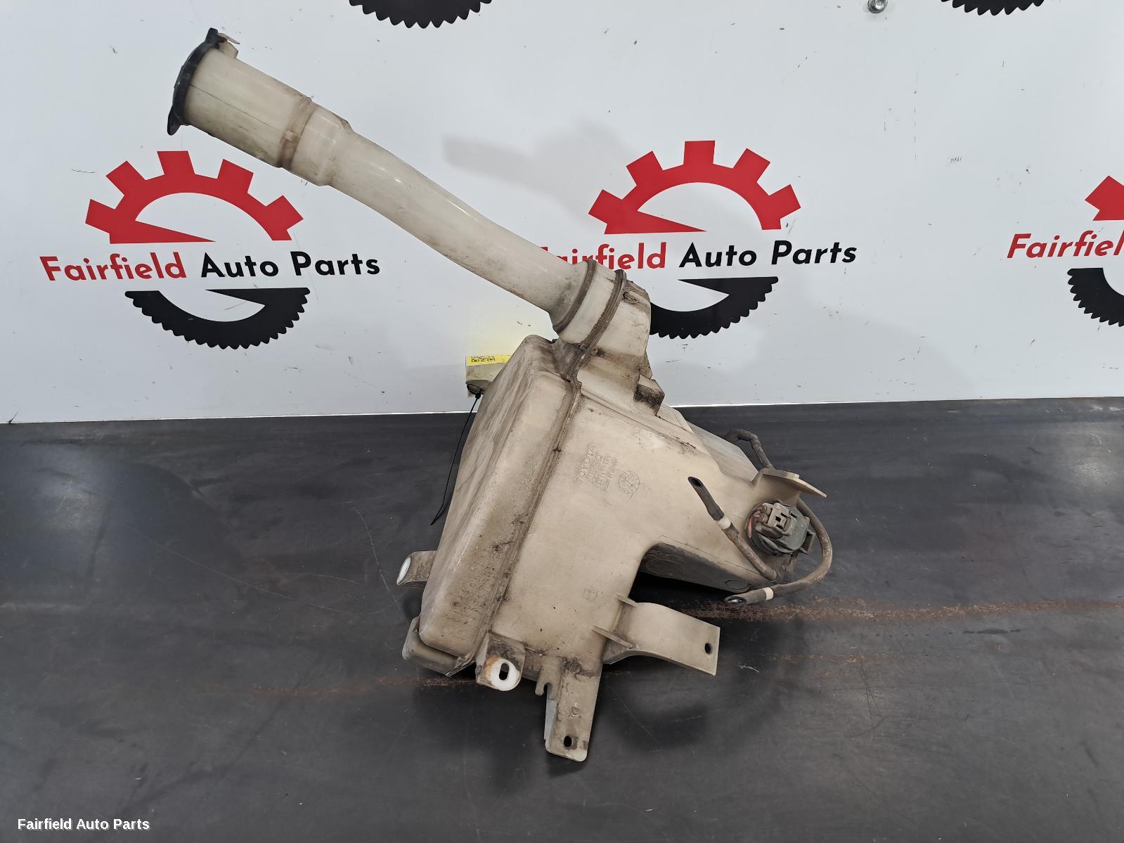 2003-2009 Toyota Prado Washer Bottle