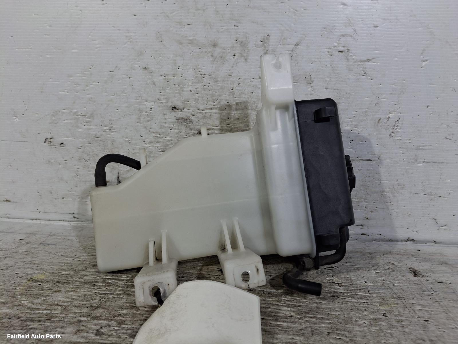 2007-2021 Hyundai Iload/imax Overflow Bottle