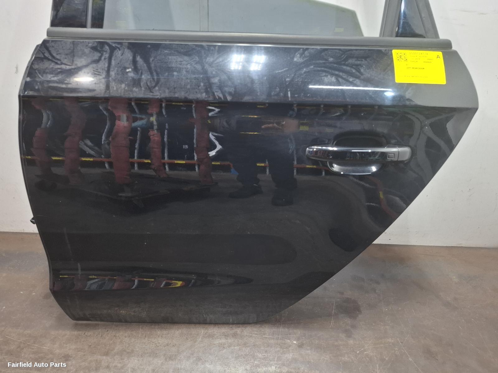 2012-2018 Audi A1 Left Rear Door Sliding