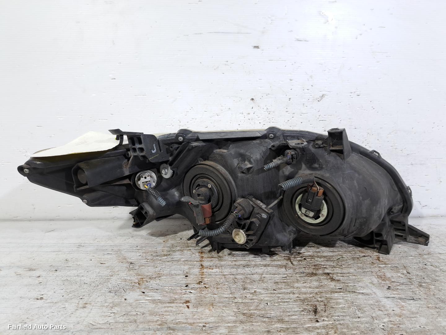 2007-2010 Toyota Corolla Left Headlamp