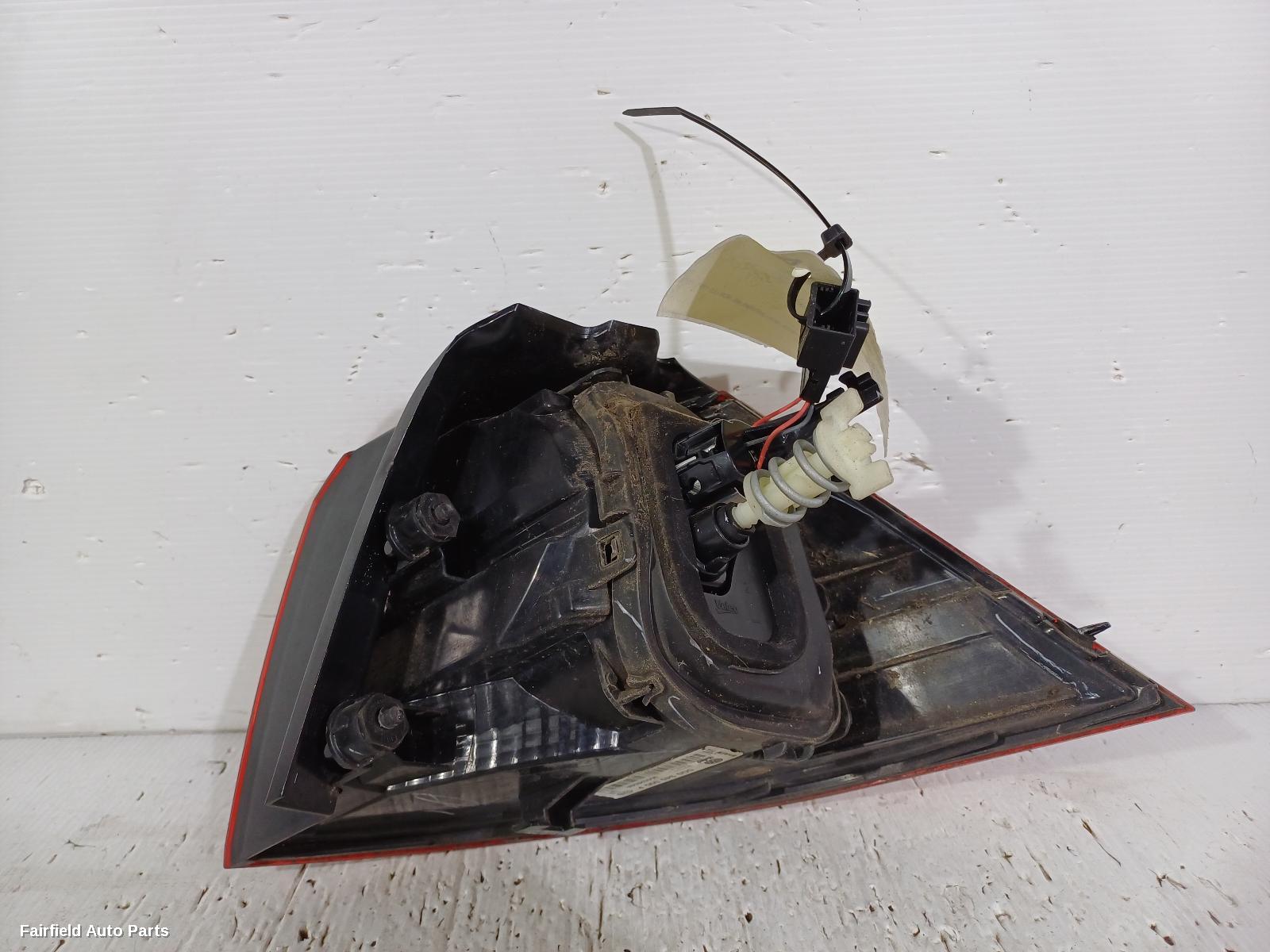 2012-2017 Volkswagen Golf Left Taillight