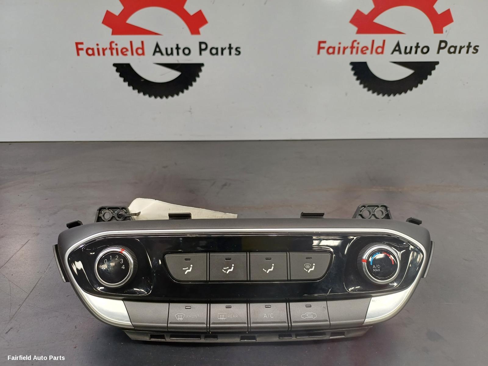 2017-2025 Hyundai I30 Heater Ac Controls