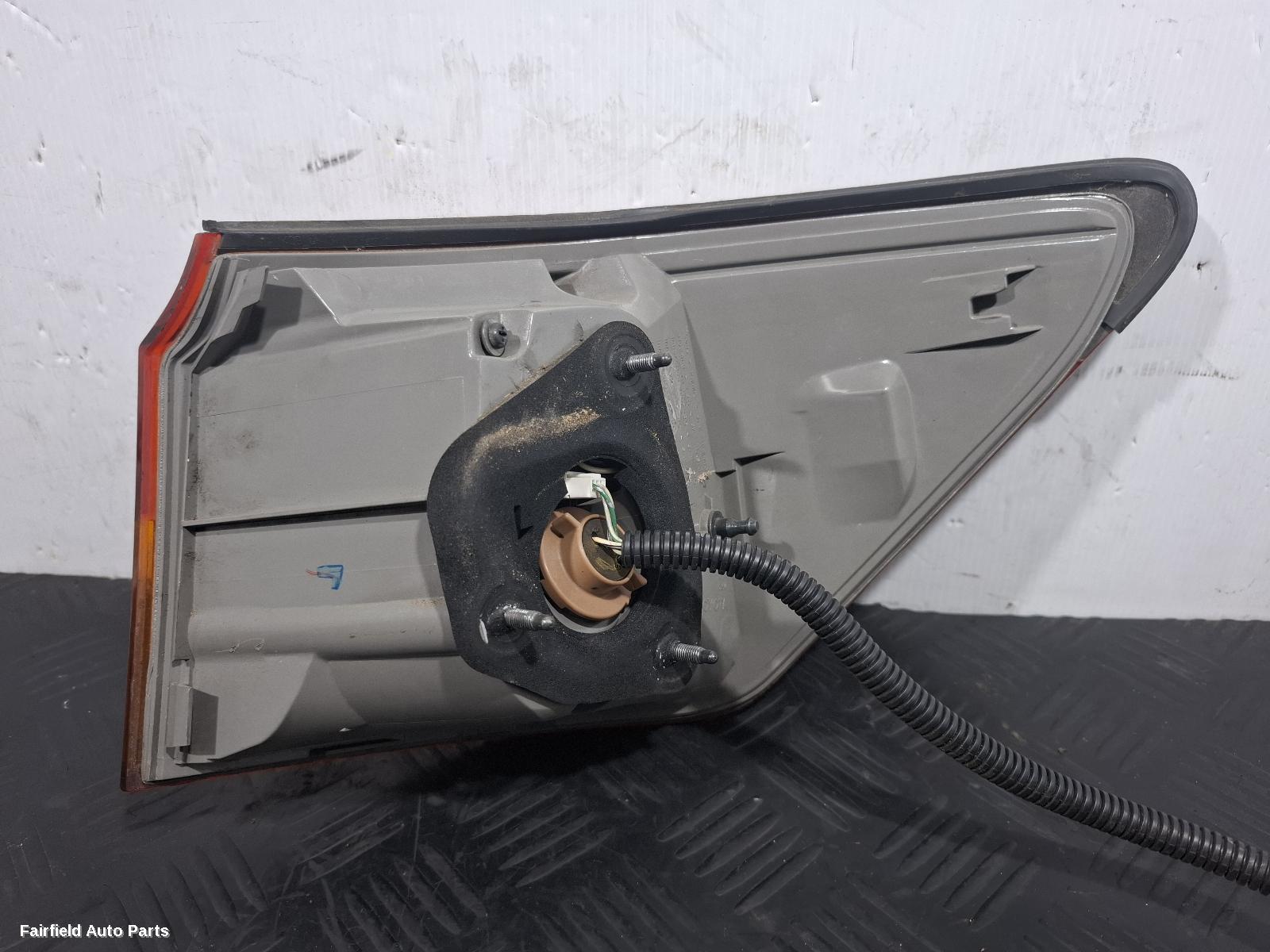 2005-2008 Lexus Is250/is250c Left Taillight