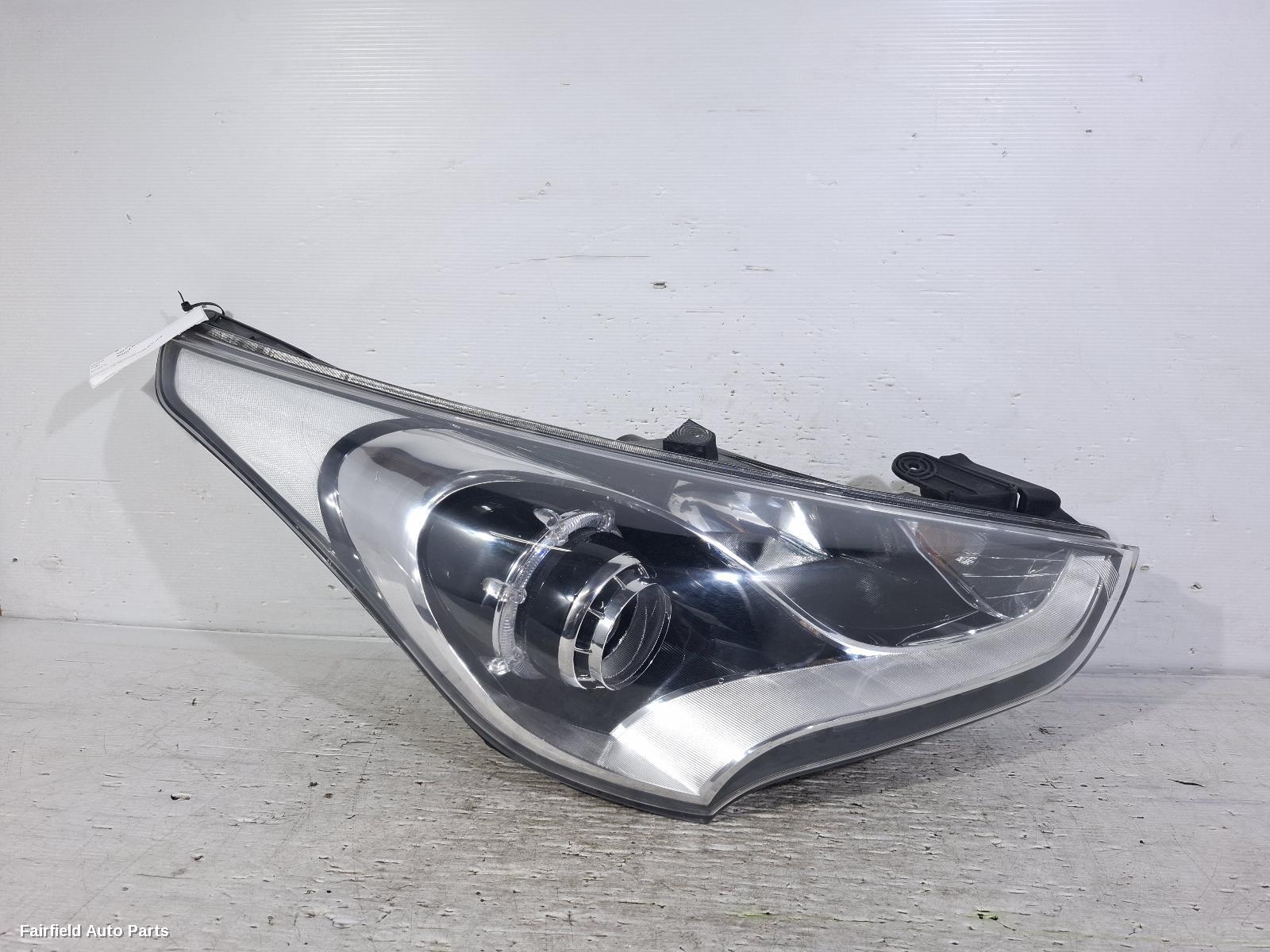 2011-2018 Hyundai Veloster Right Headlamp
