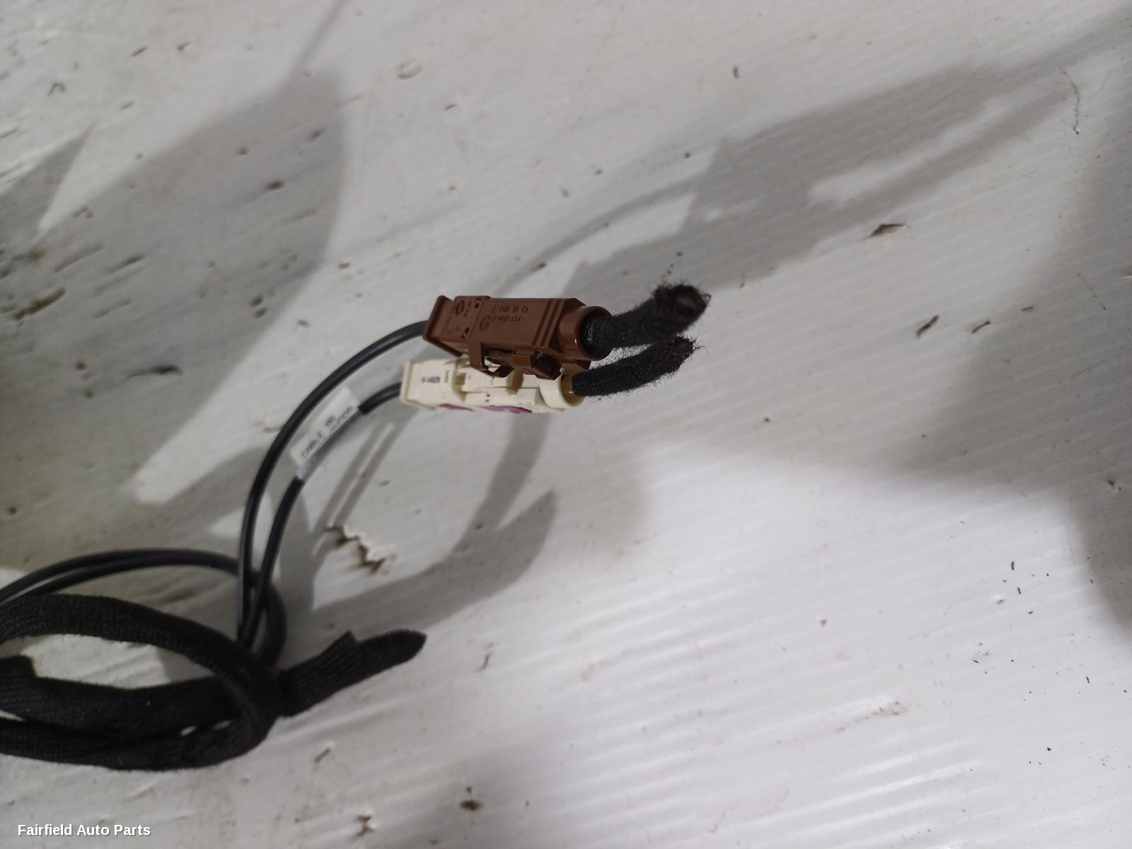 2016-2026 Renault Kaleos Antenna