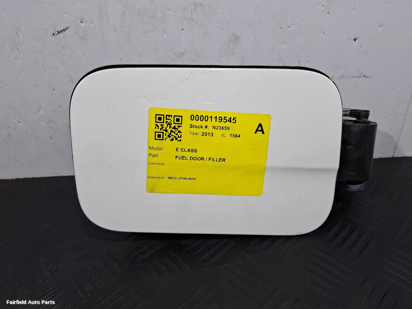 2009-2016 Mercedes E Class Fuel Door   Filler