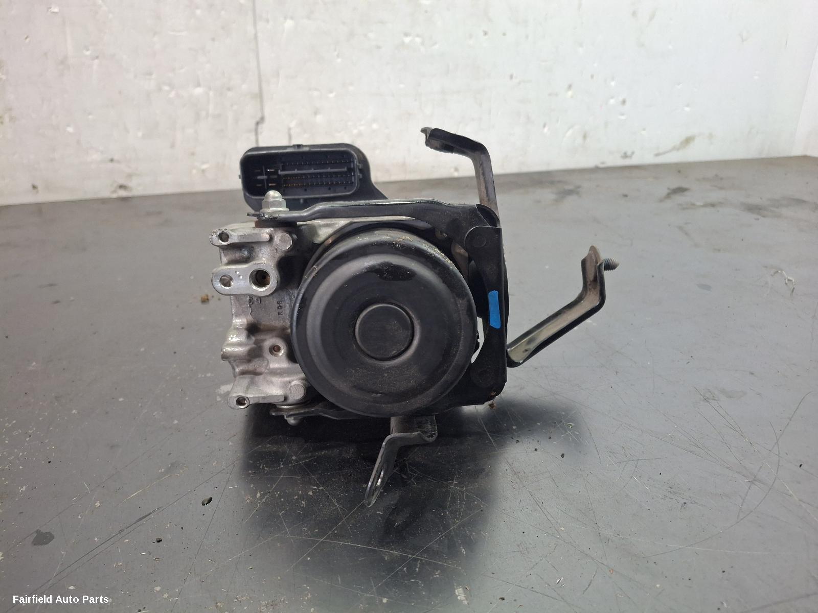 2005-2014 Lexus Is250/is250c Abs Pump Modulator