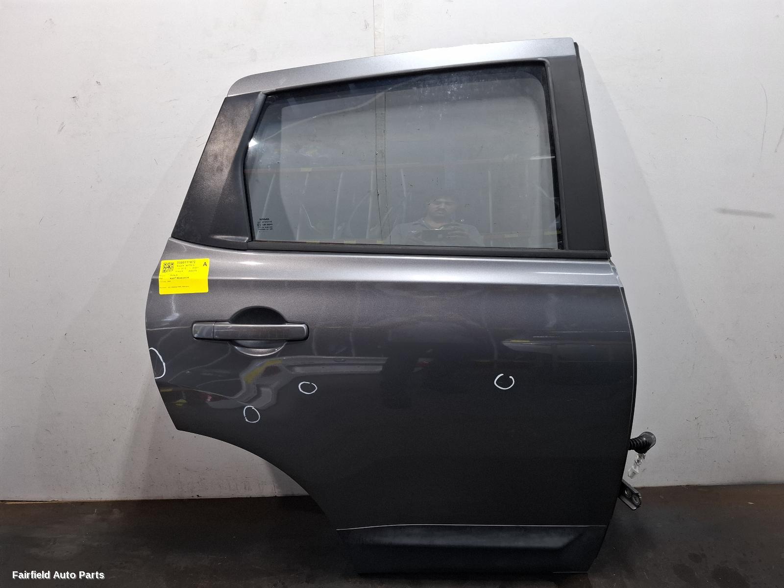 2007-2014 Nissan Dualis Right Rear Door Sliding