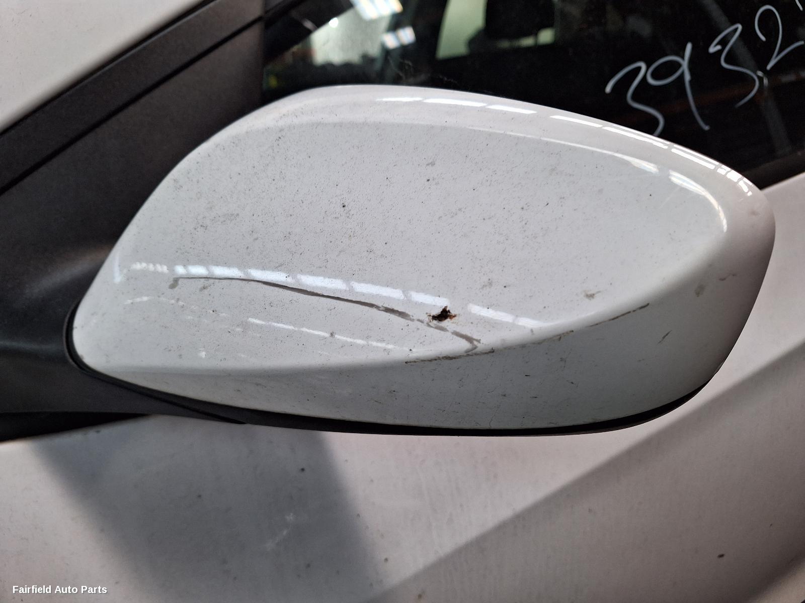 2012-2015 Hyundai I30 Washer Bottle