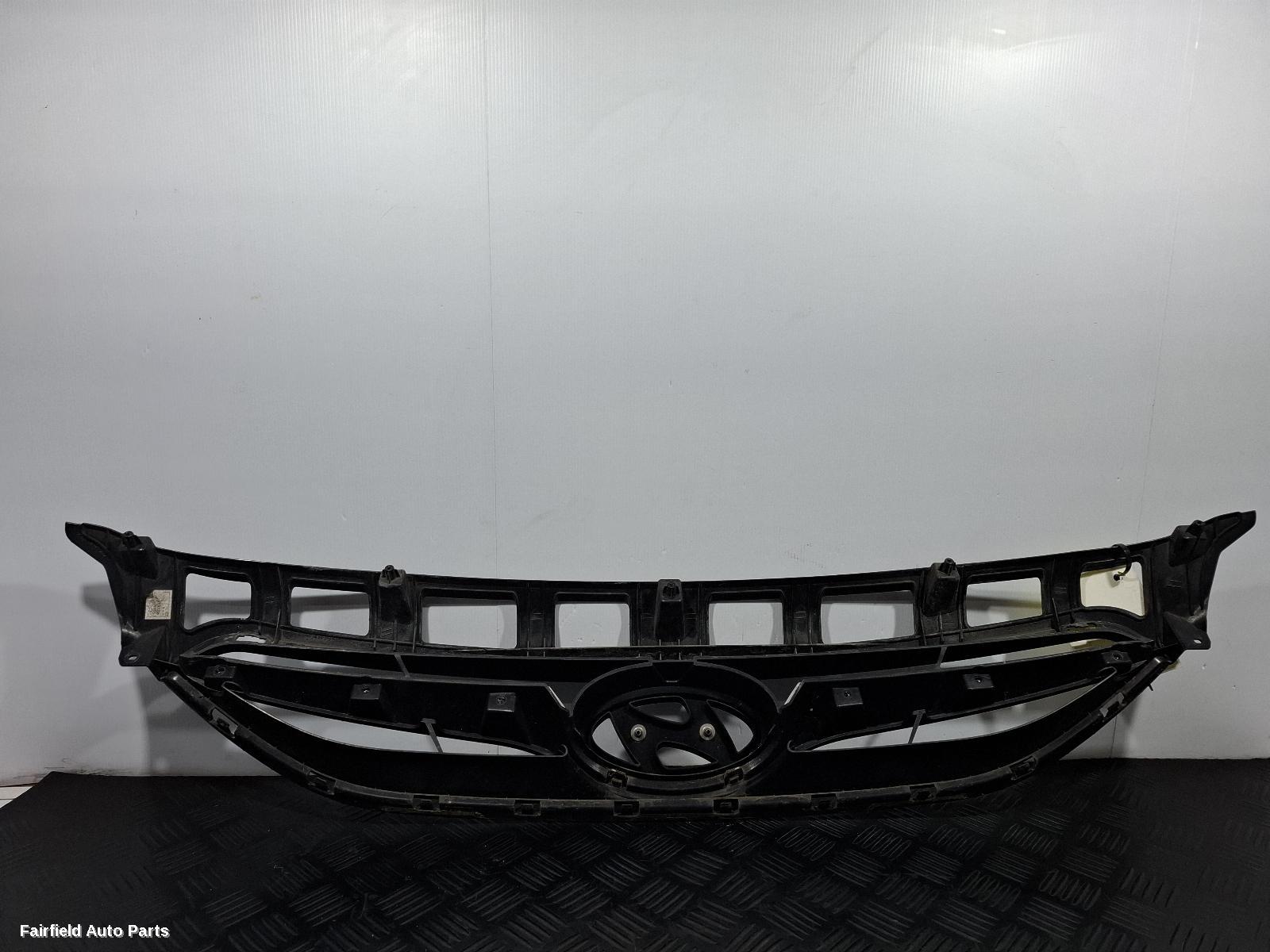 2011-2015 Hyundai I40 Grille