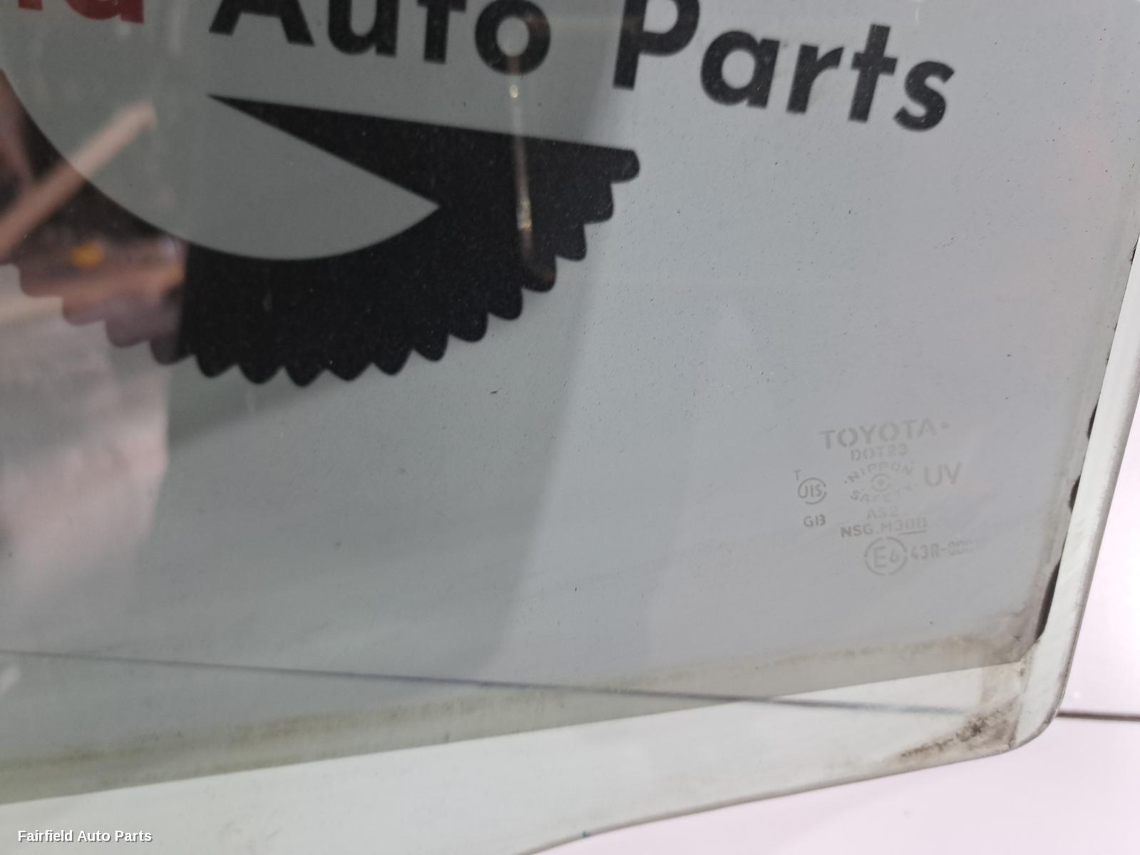 2007-2013 Toyota Corolla Right Front Door Window